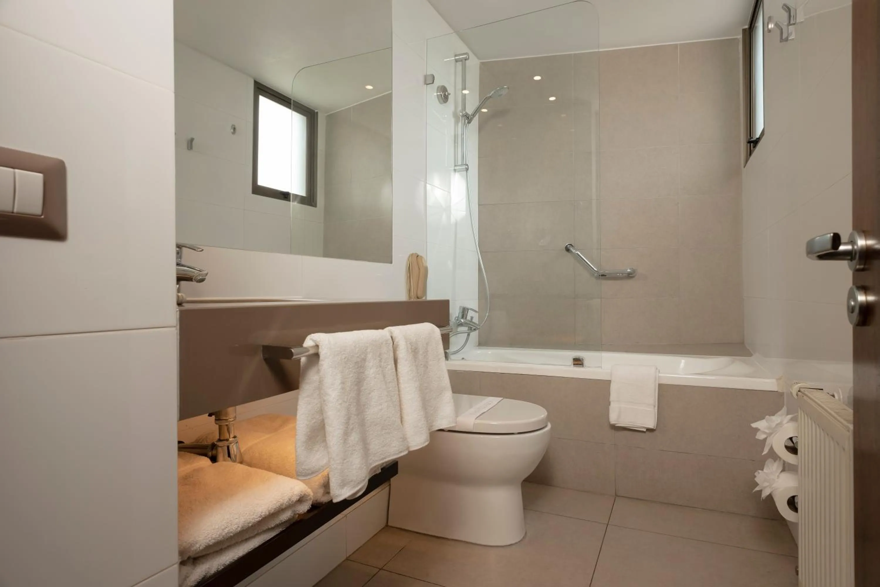 Bathroom in Hotel Los Españoles Plus