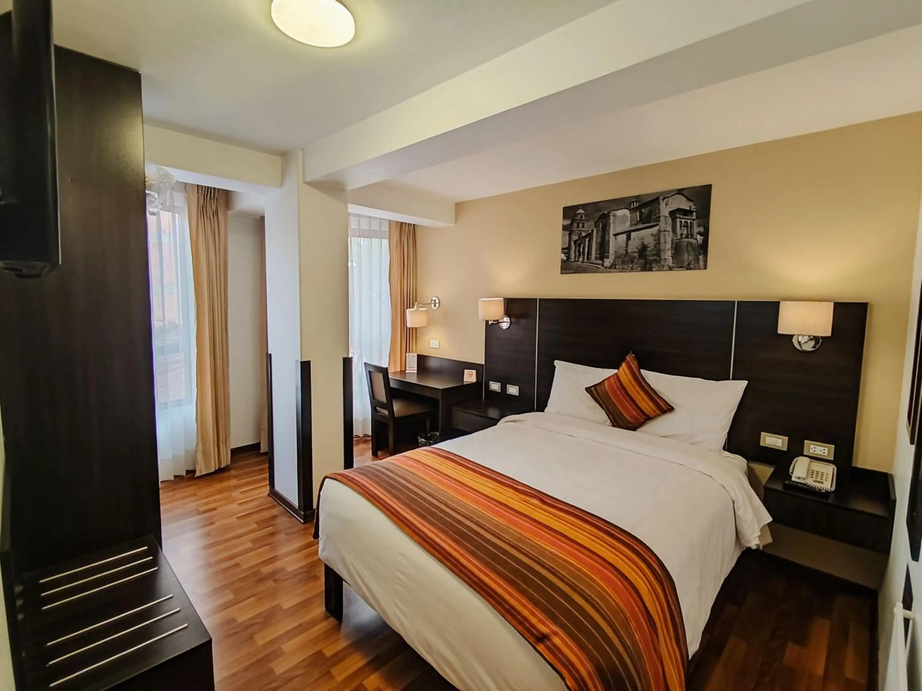 Photo of the whole room, Bed in Royal Inn Cusco Hotel