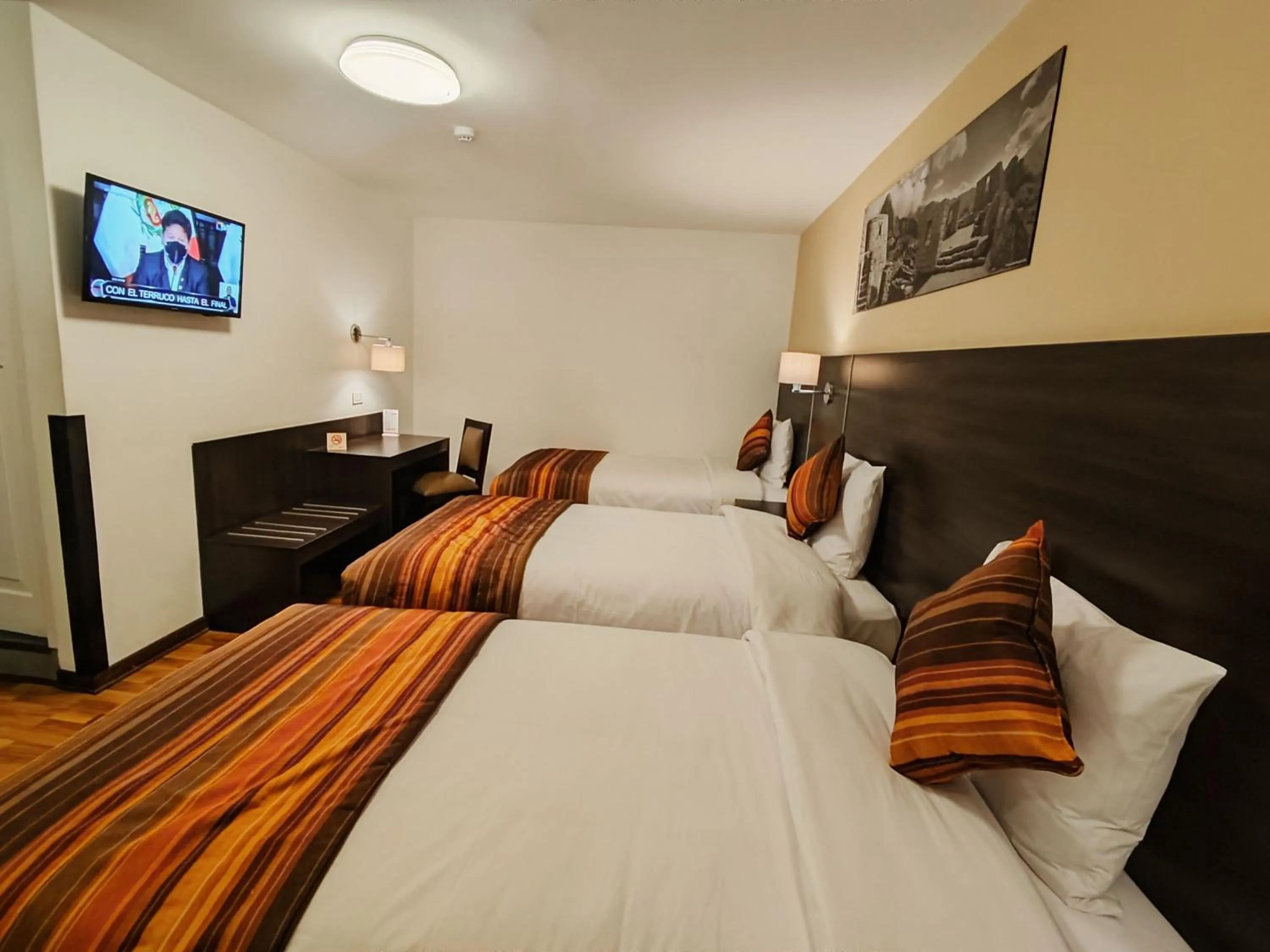 Photo of the whole room, Bed in Royal Inn Cusco Hotel