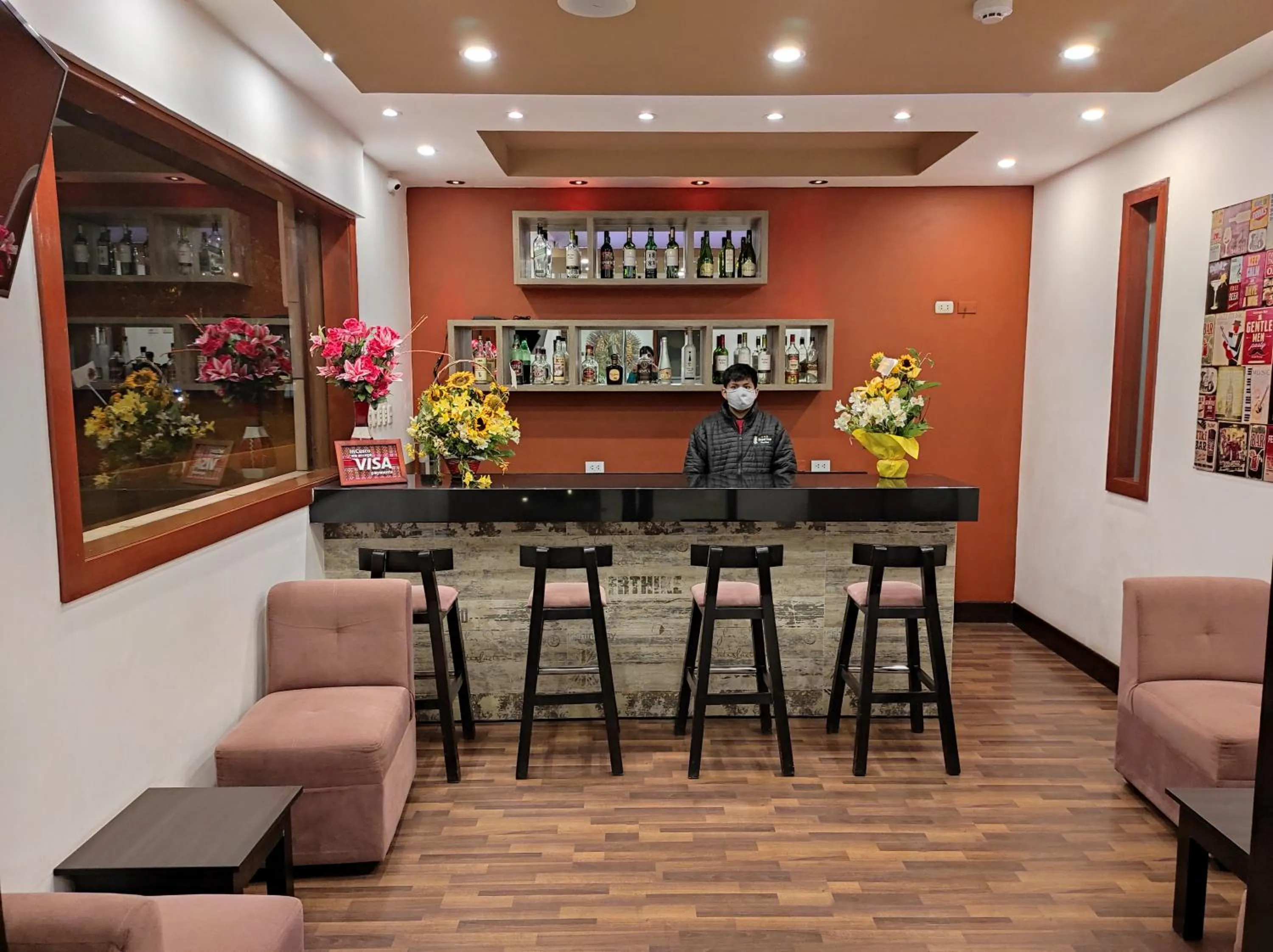 Lounge or bar in Royal Inn Cusco Hotel