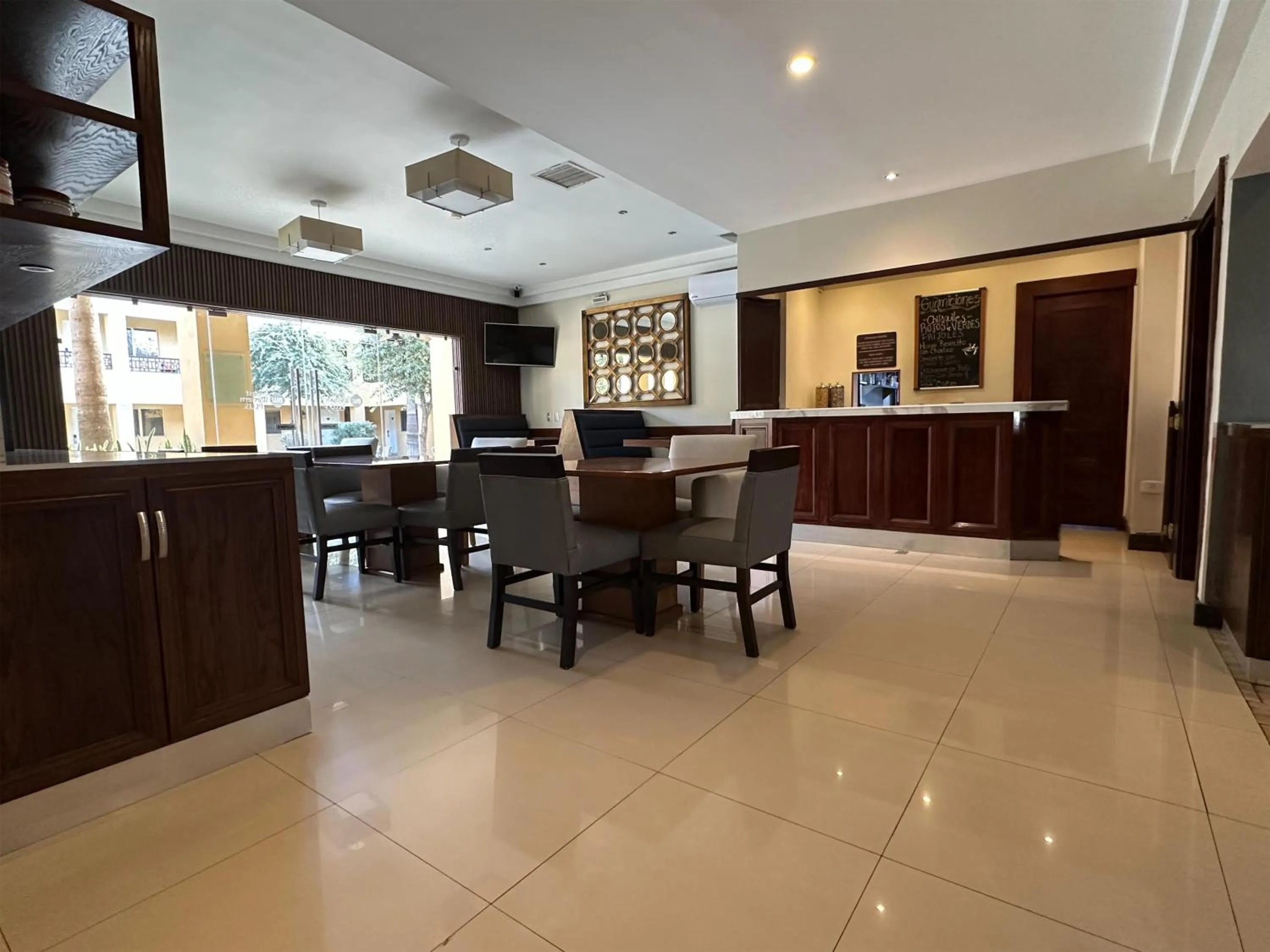 Breakfast in Best Western Plus Chihuahua Aeropuerto