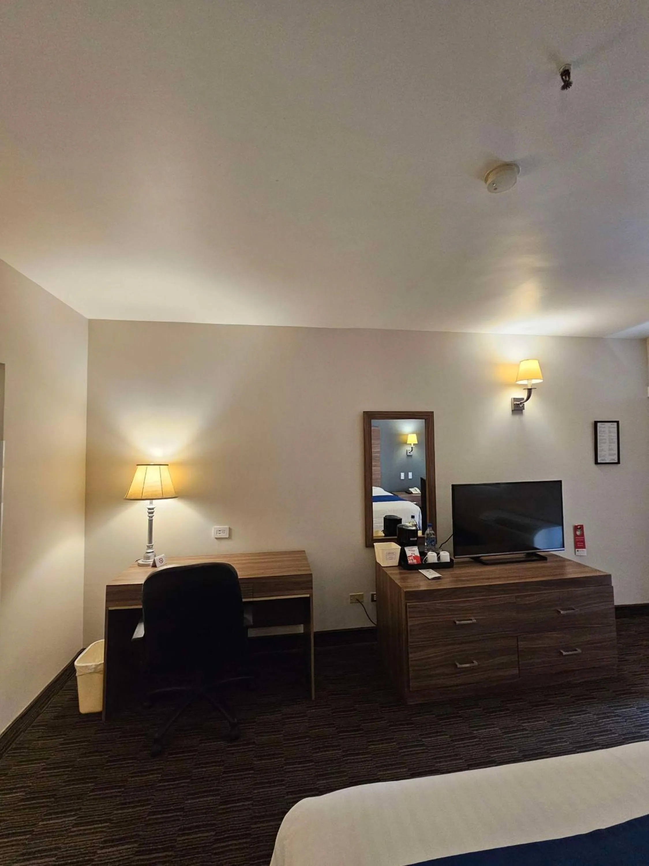 King Room - Non-Smoking in Best Western Plus Chihuahua Aeropuerto