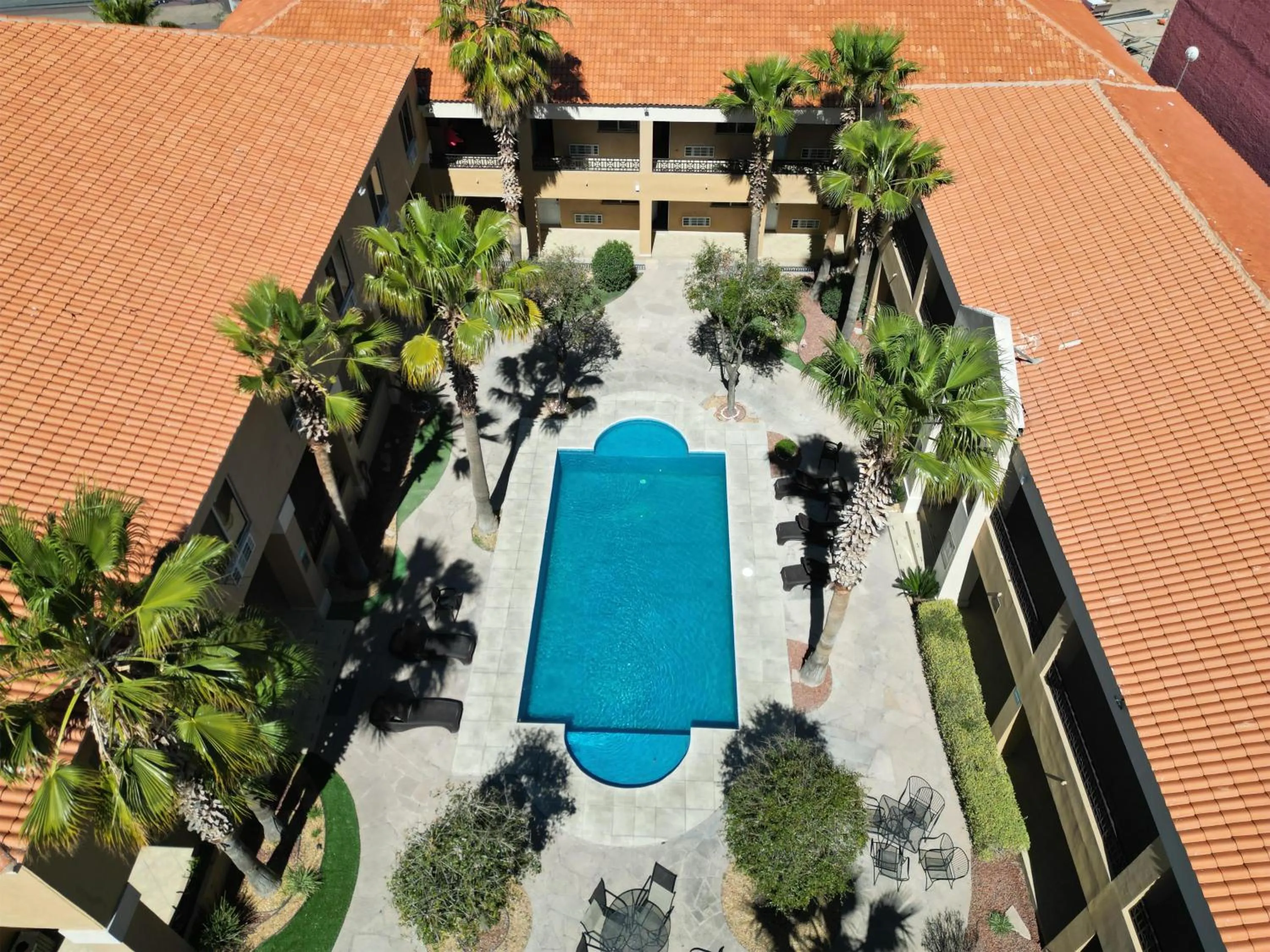 Property building in Best Western Plus Chihuahua Aeropuerto