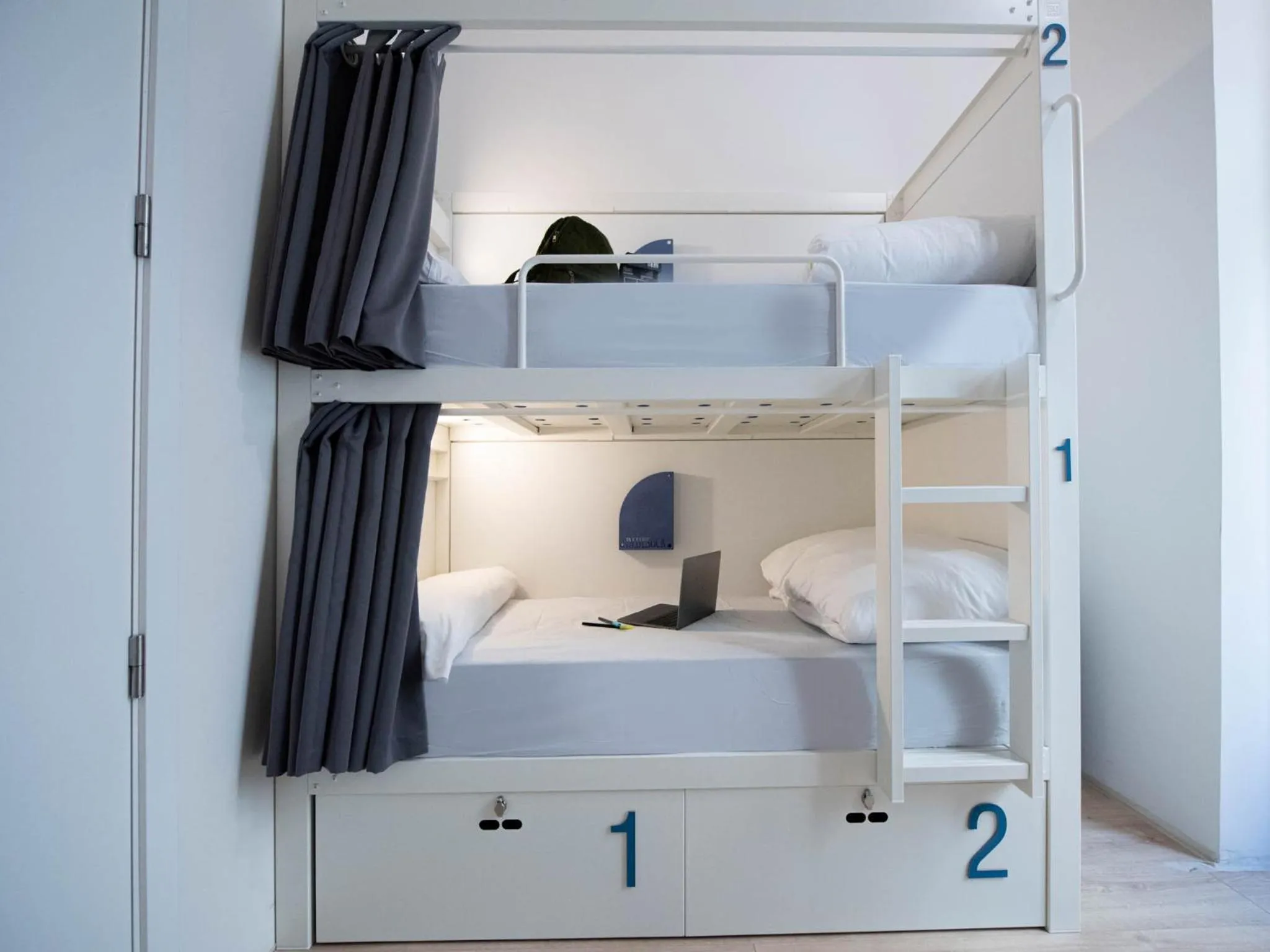 bunk bed, Bed in room00 Gran Vía Hostel