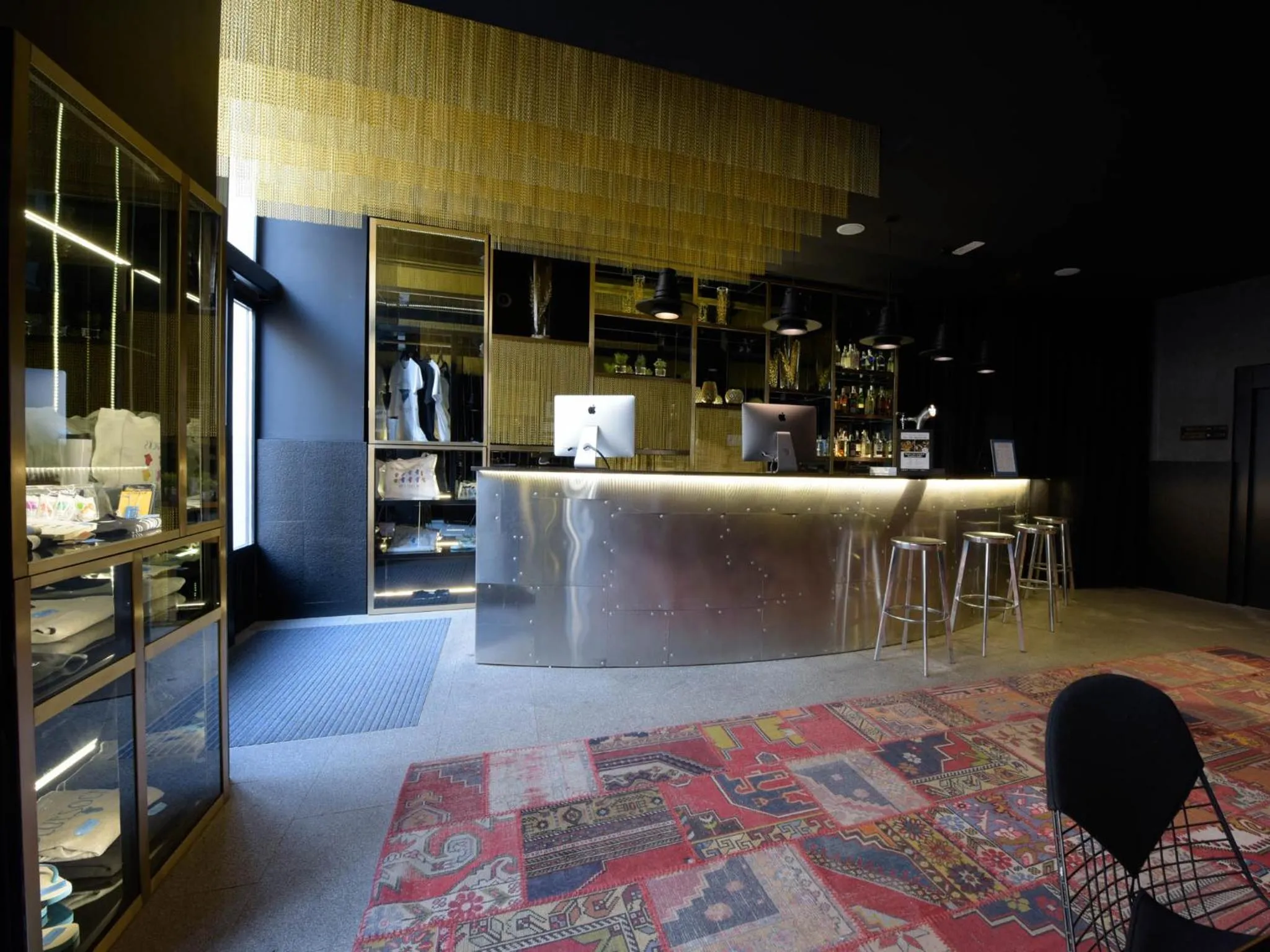 Lobby or reception in room00 Gran Vía Hostel