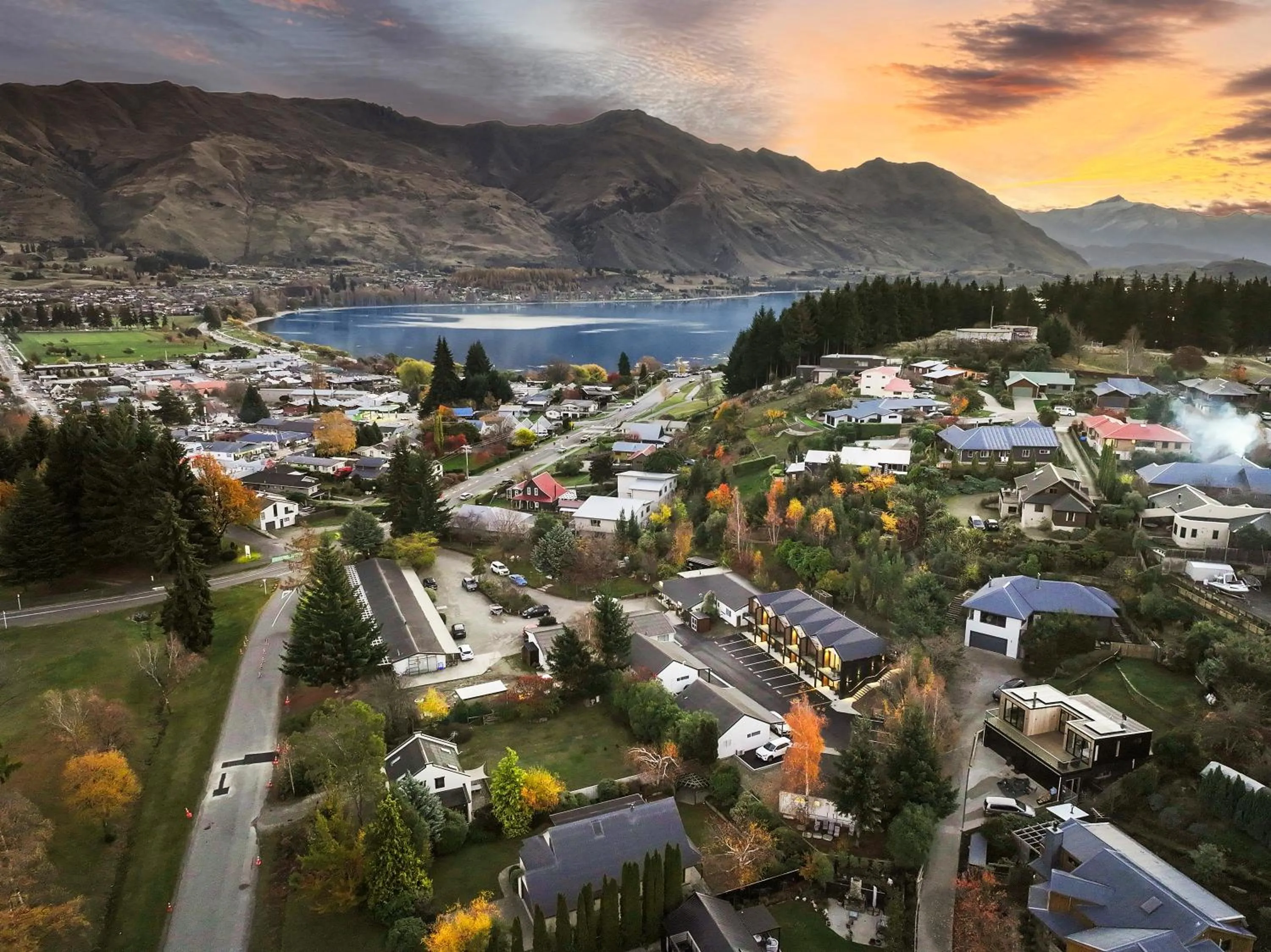 Archway Motels & Chalets