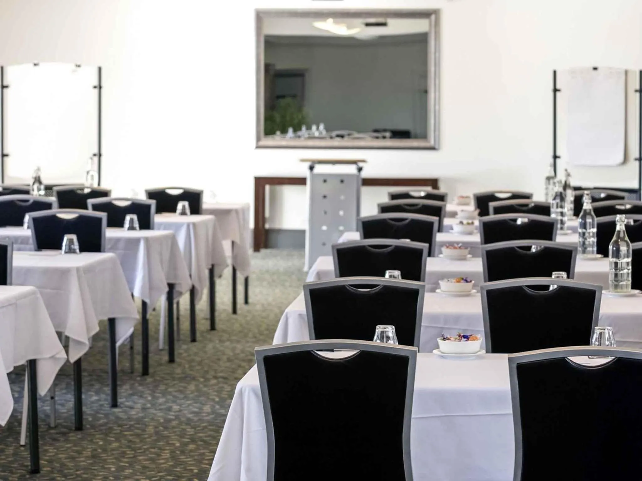 Meeting/conference room in Mercure Gerringong Resort
