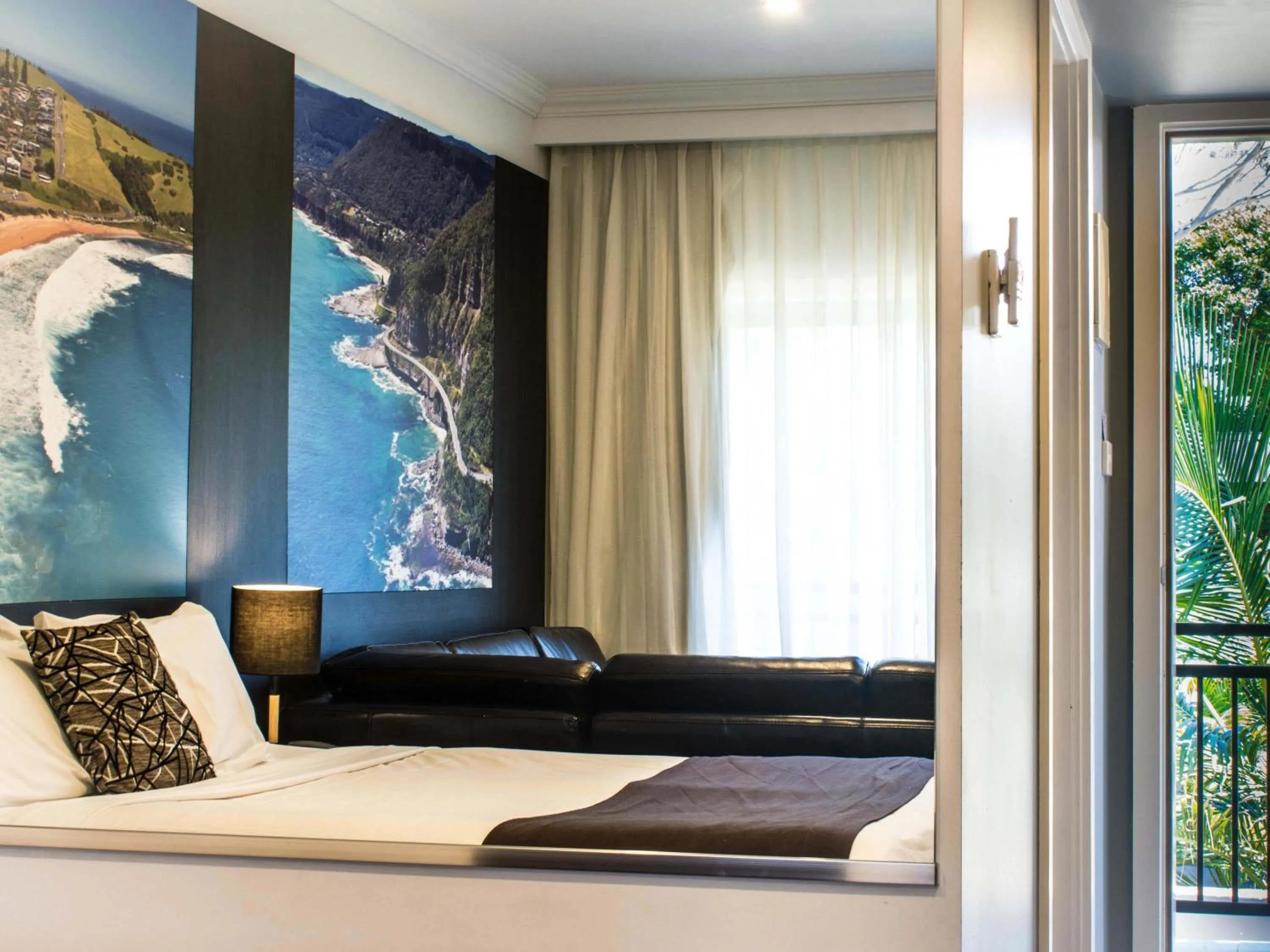 Bedroom, Bed in Mercure Gerringong Resort