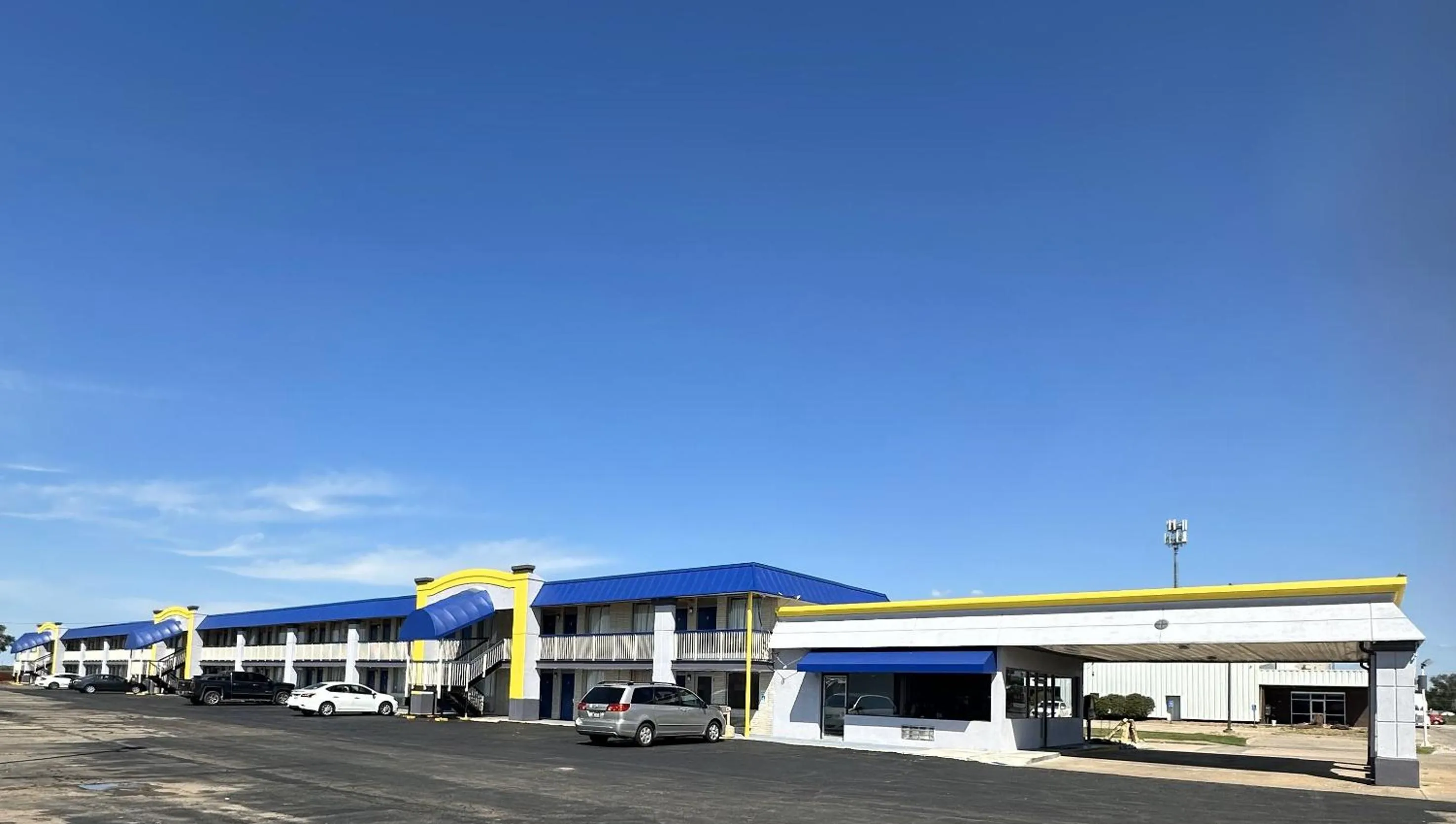 Property building in Days Inn by Wyndham Salina South