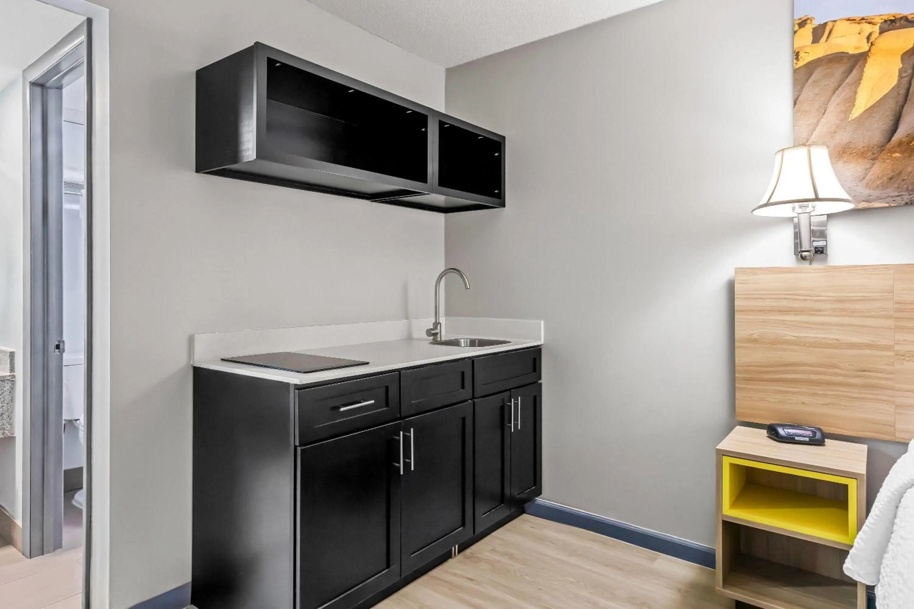 Bed in Days Inn by Wyndham Salina South