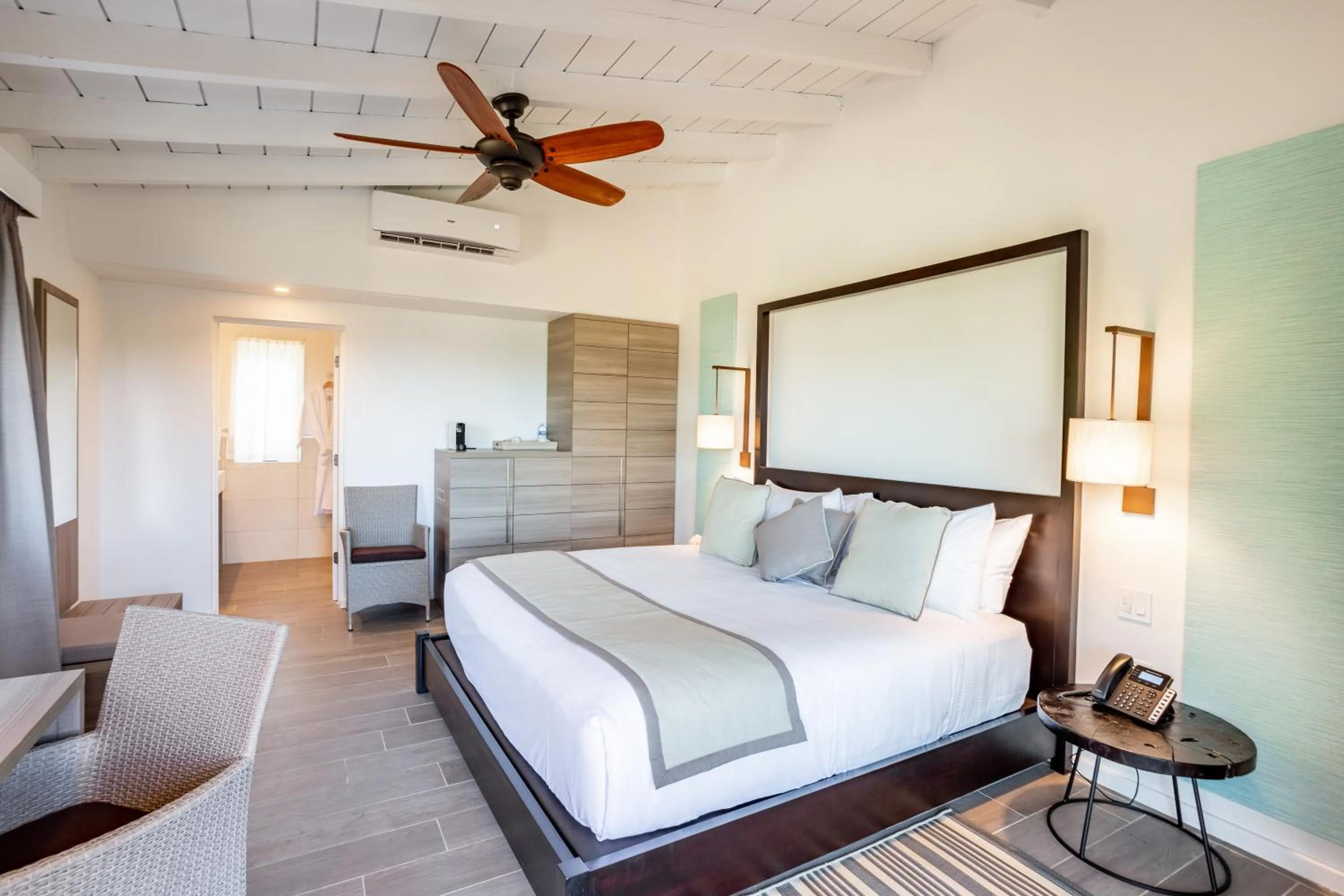 Photo of the whole room, Bed in Wyndham Tortola BVI Lambert Beach Resort