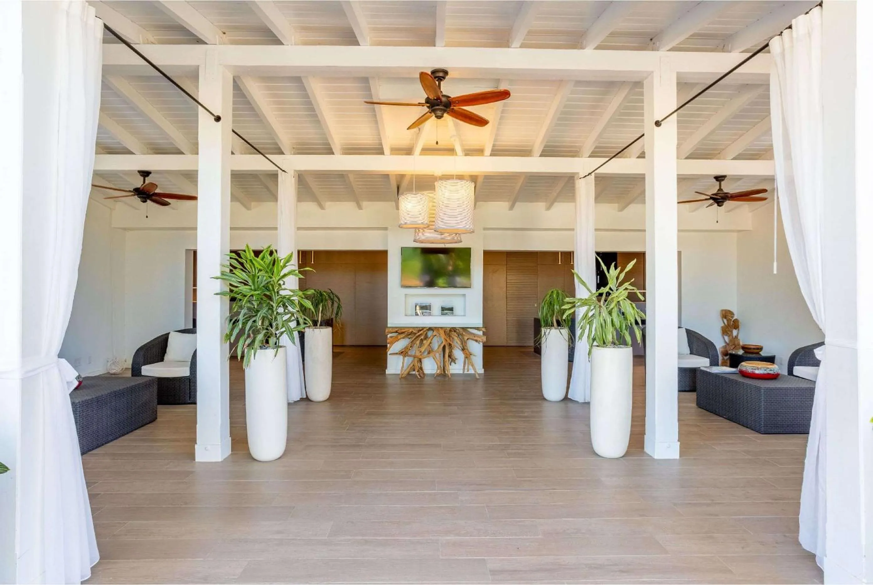 Lobby or reception in Wyndham Tortola BVI Lambert Beach Resort