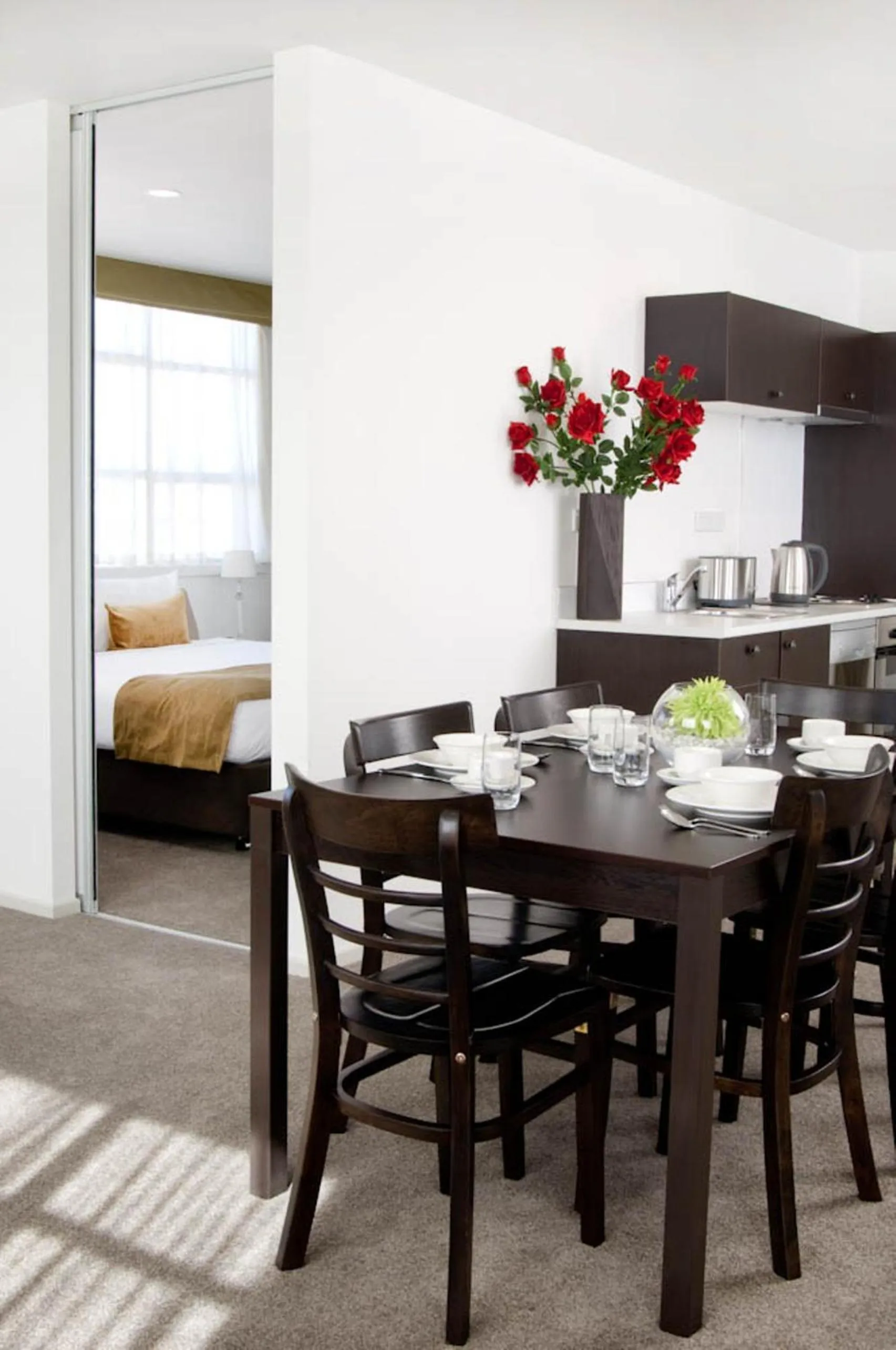 Dining area in Quest on London