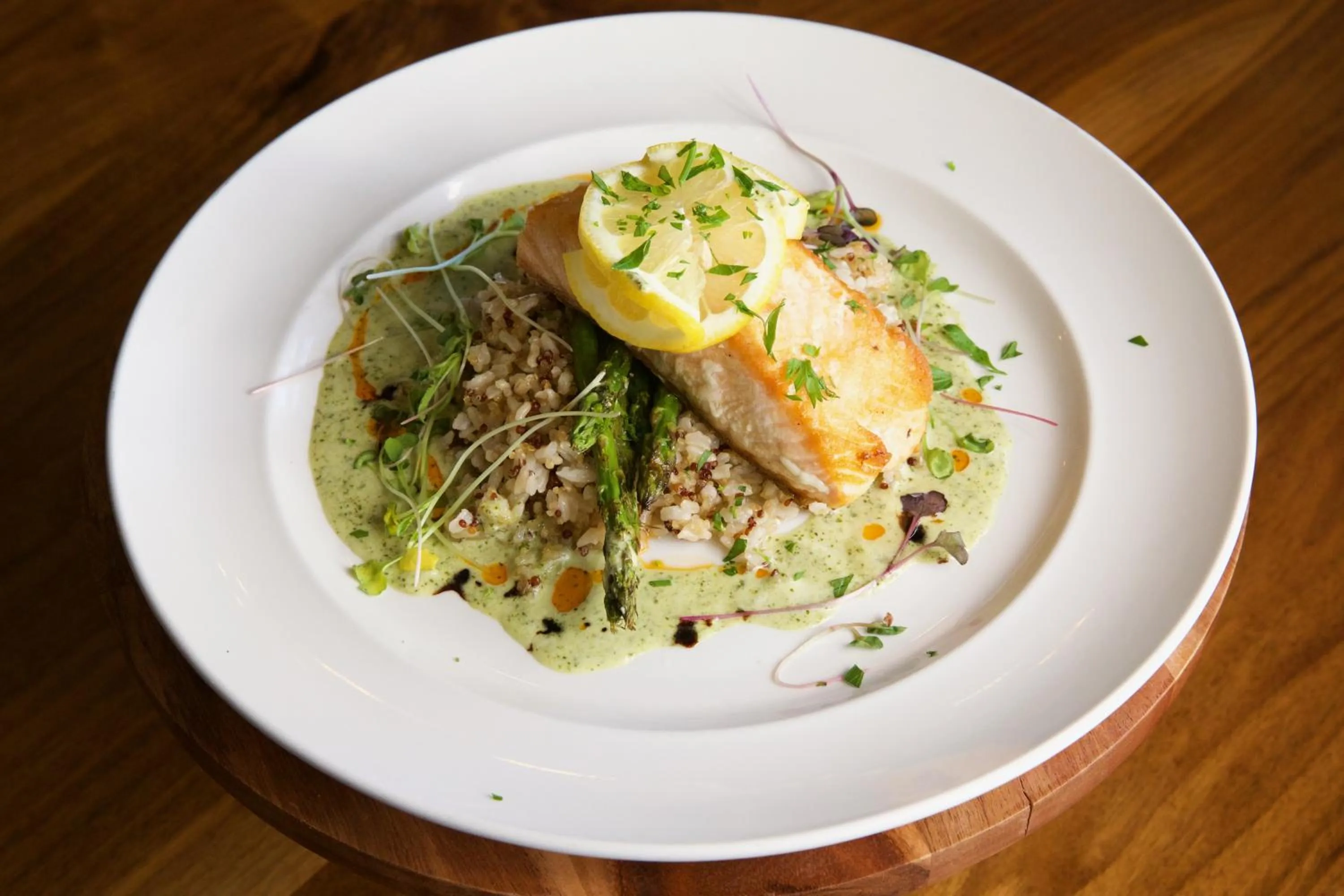 Restaurant/places to eat in Spokane Club Hotel