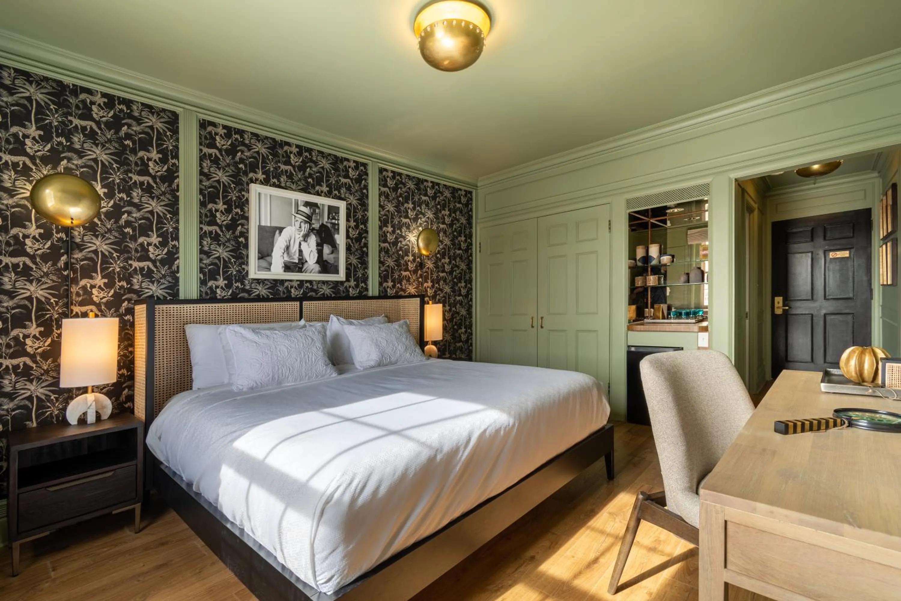 Bed in Spokane Club Hotel