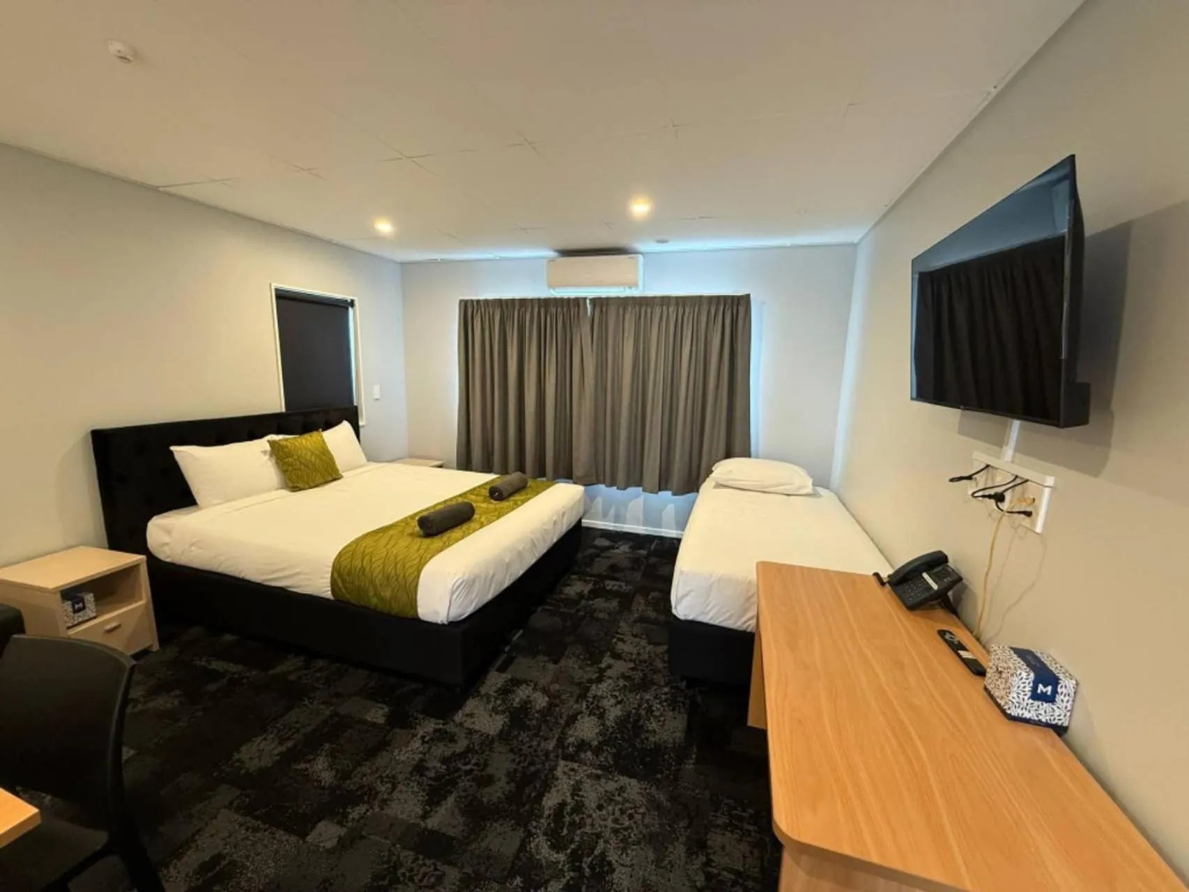 Bed in Anglesea Motel and Conference Centre