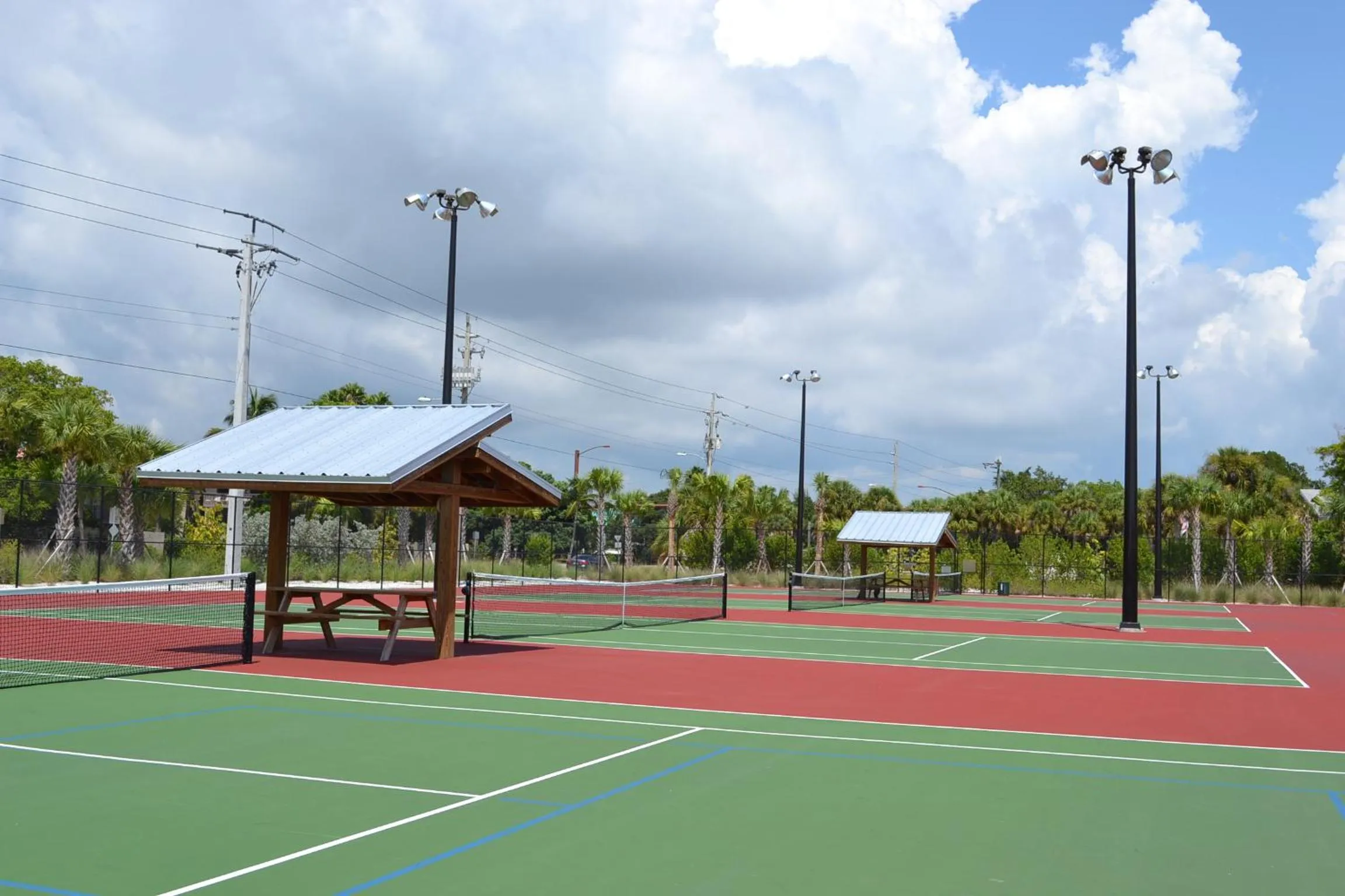 Siesta Heron Suites & Villas