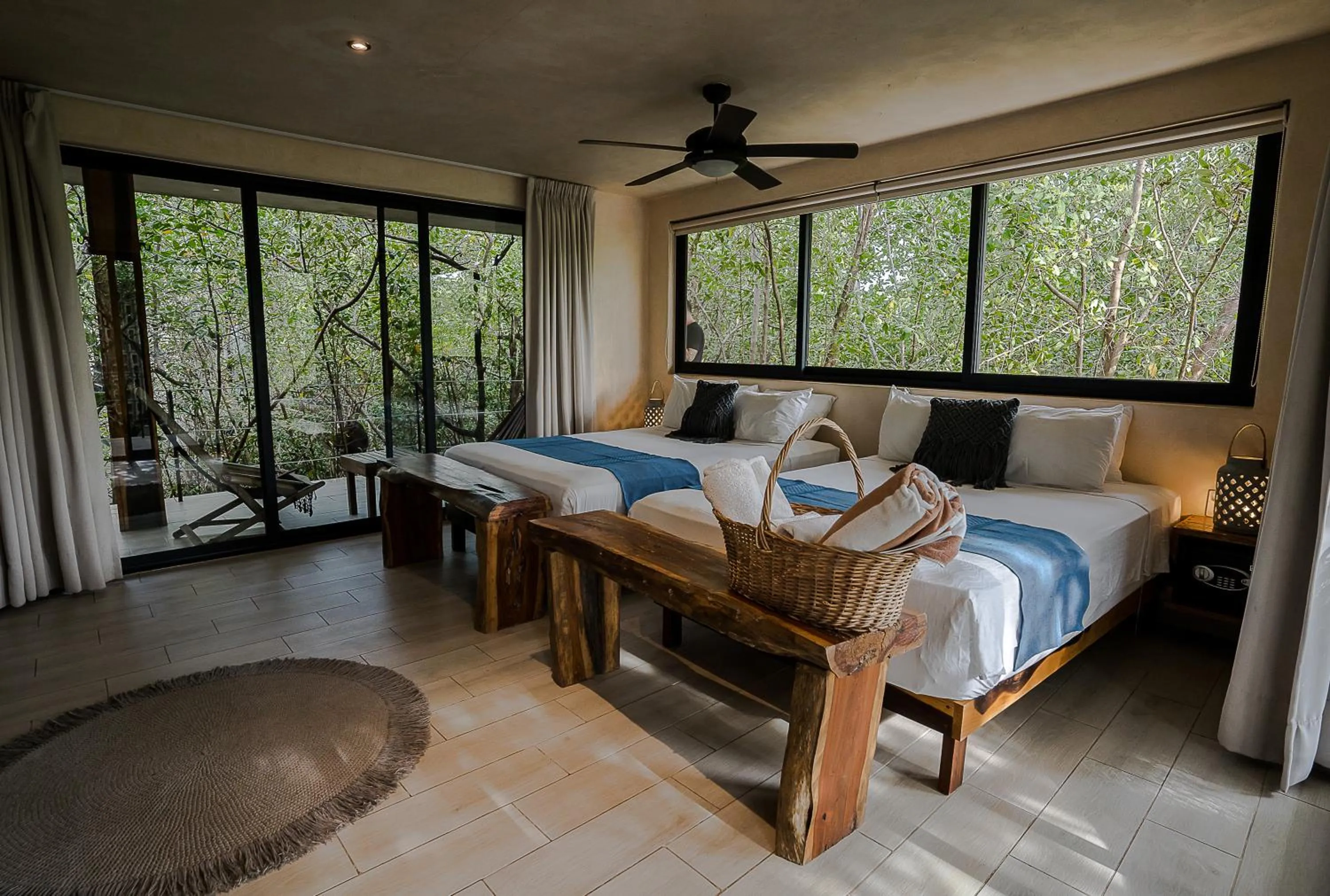 Bedroom, Bed in Sunset House