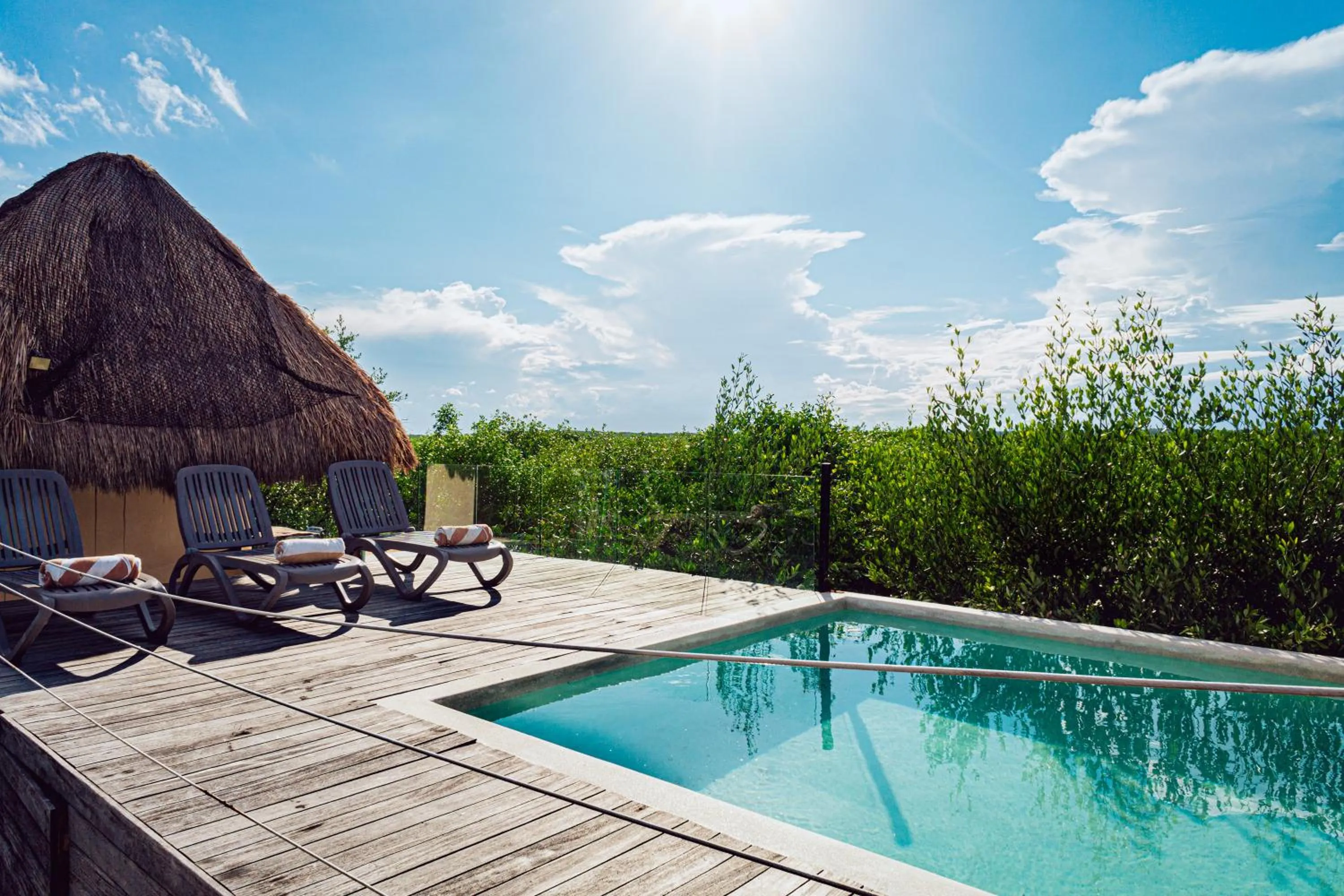 Swimming pool in Sunset House