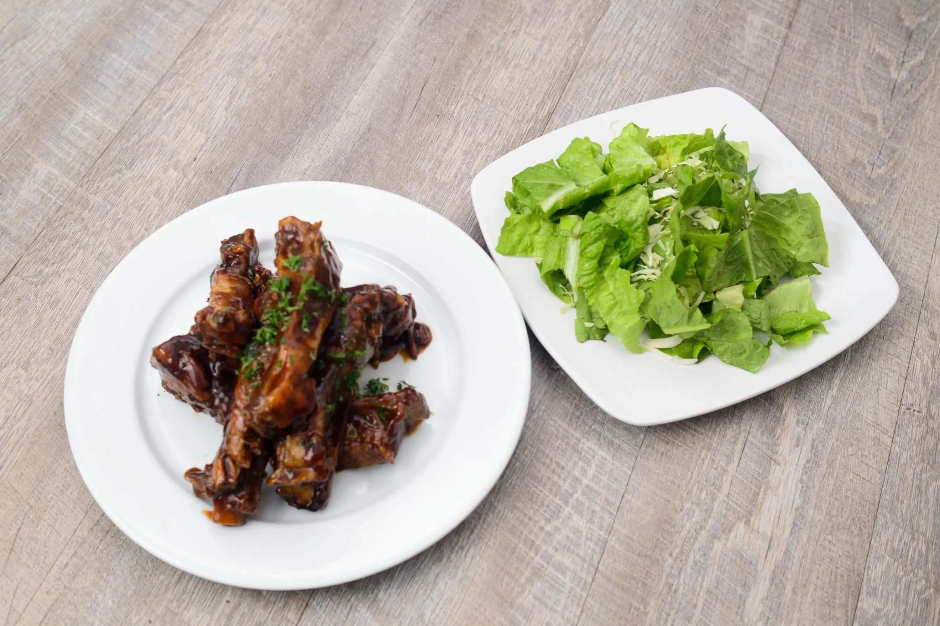 Food and drinks in Marina Hotel at Shelter Bay