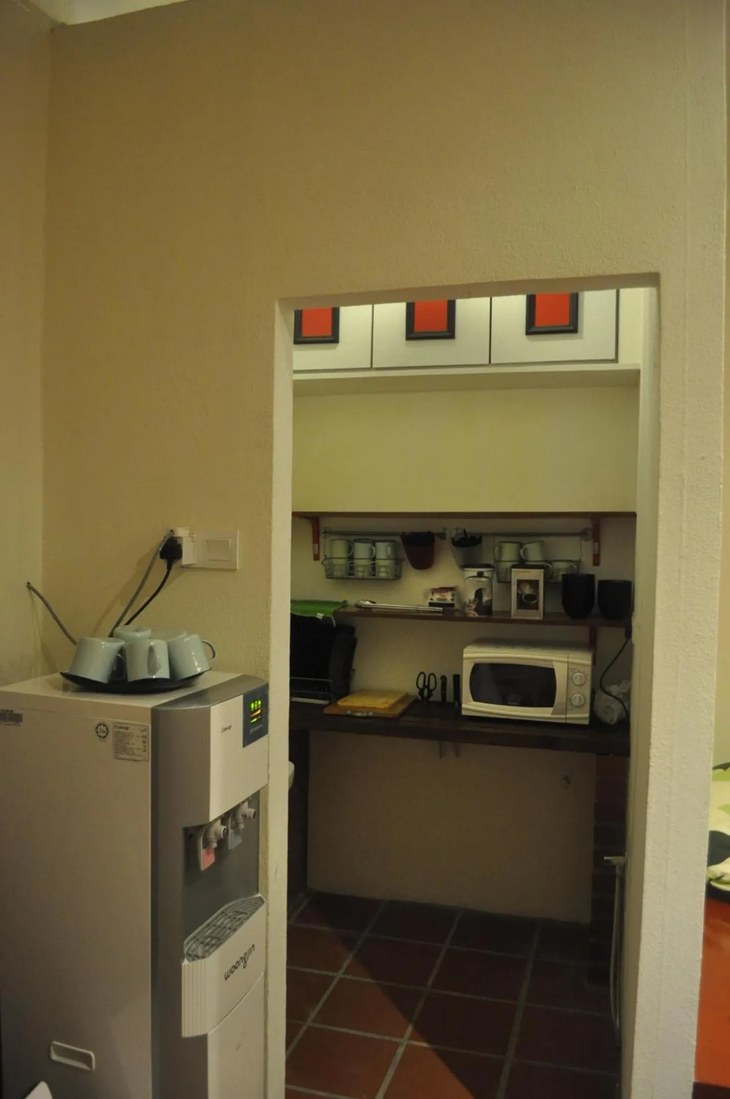 Kitchen or kitchenette in Red Inn Court