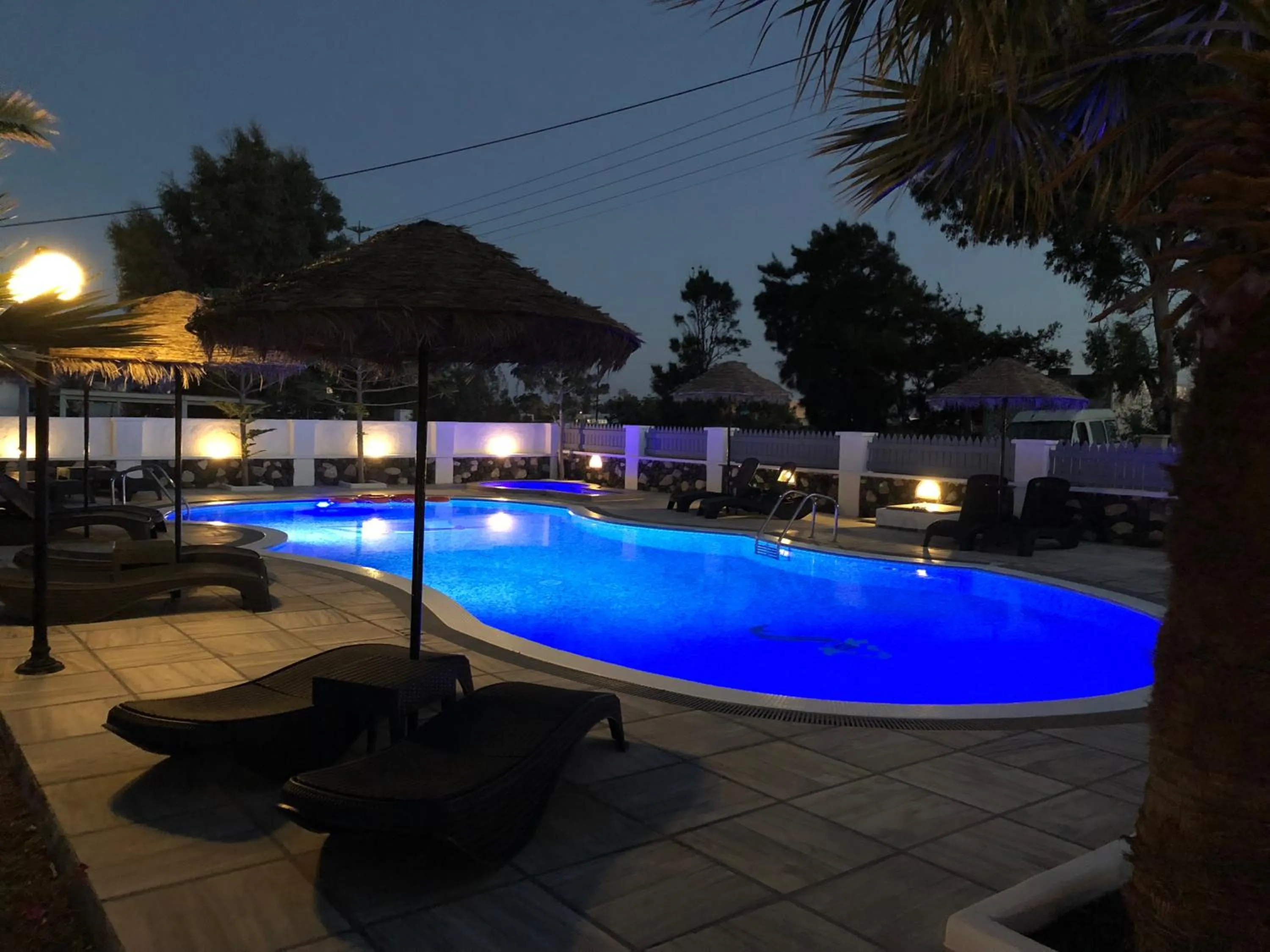 Black Coast Santorini