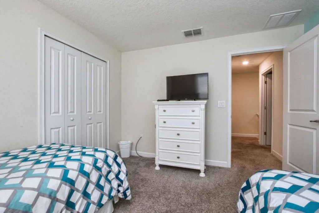 Property building, Bed in Champions Gate-5 Bed Townhouse W-Splashpool-4976Cg