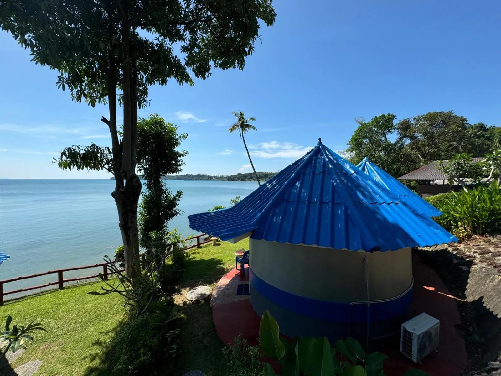 Koh Mak Buri Hut Natural Resort