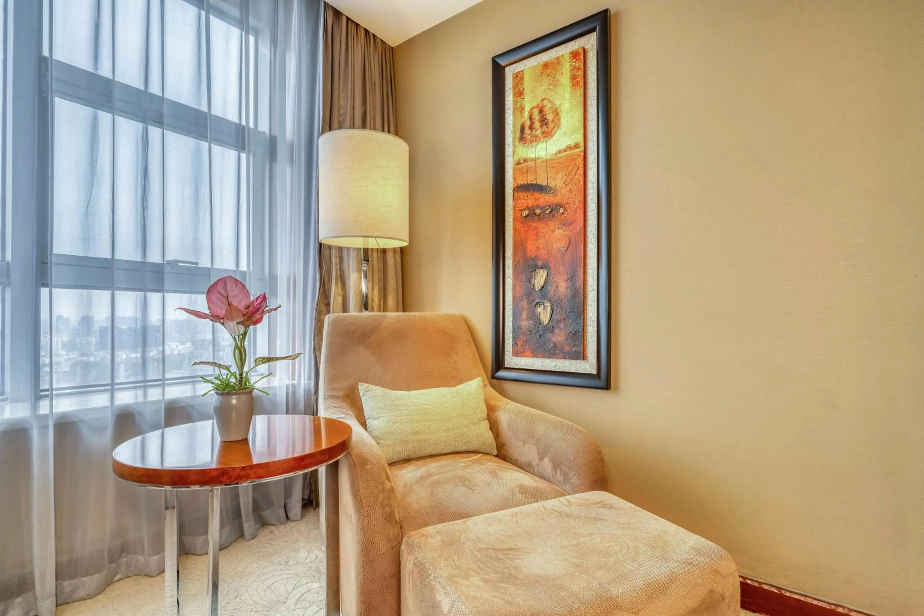 Living room in Hangzhou HaiWaiHai Hotel