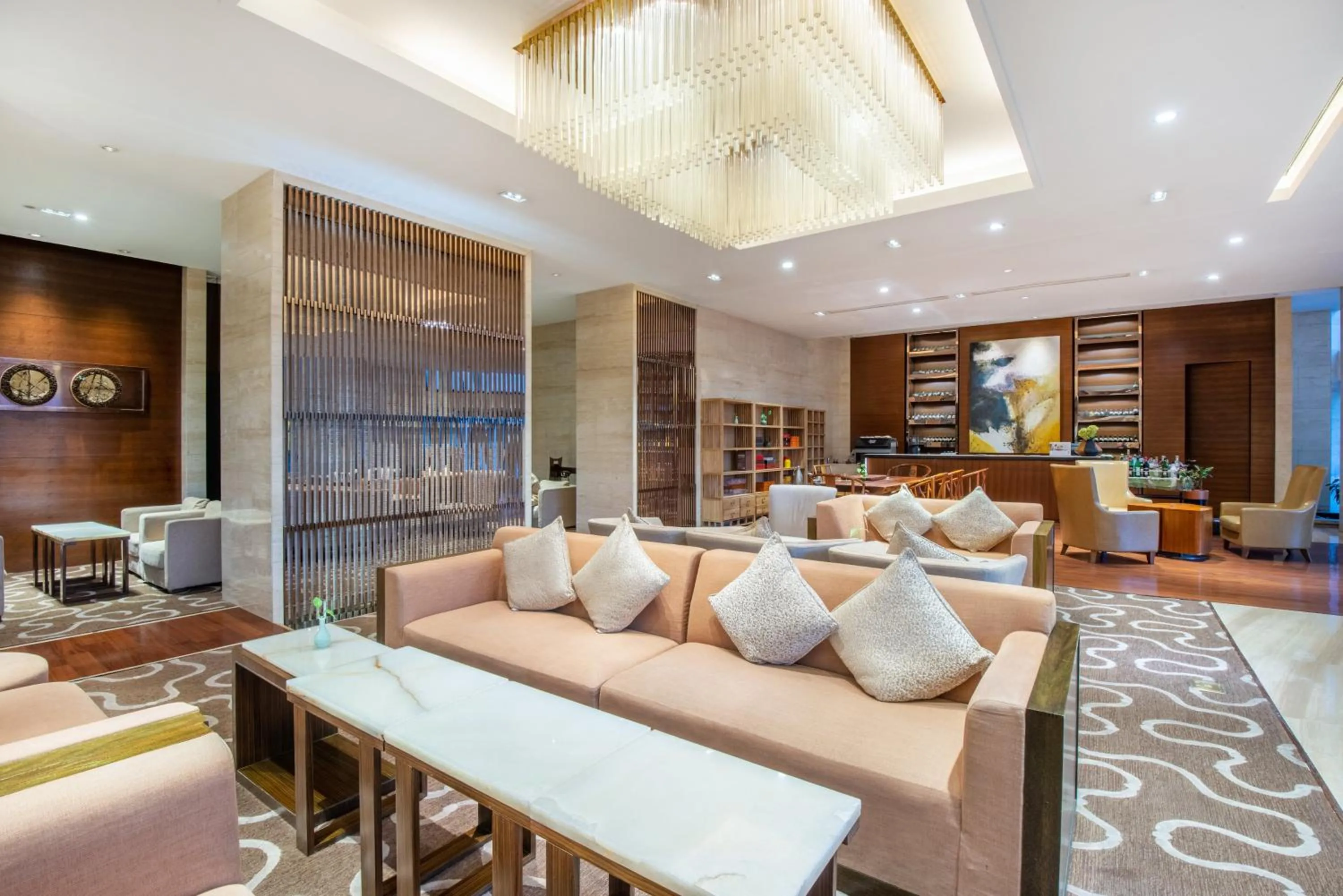 Lounge or bar in Holiday Inn Nantong Oasis International by IHG