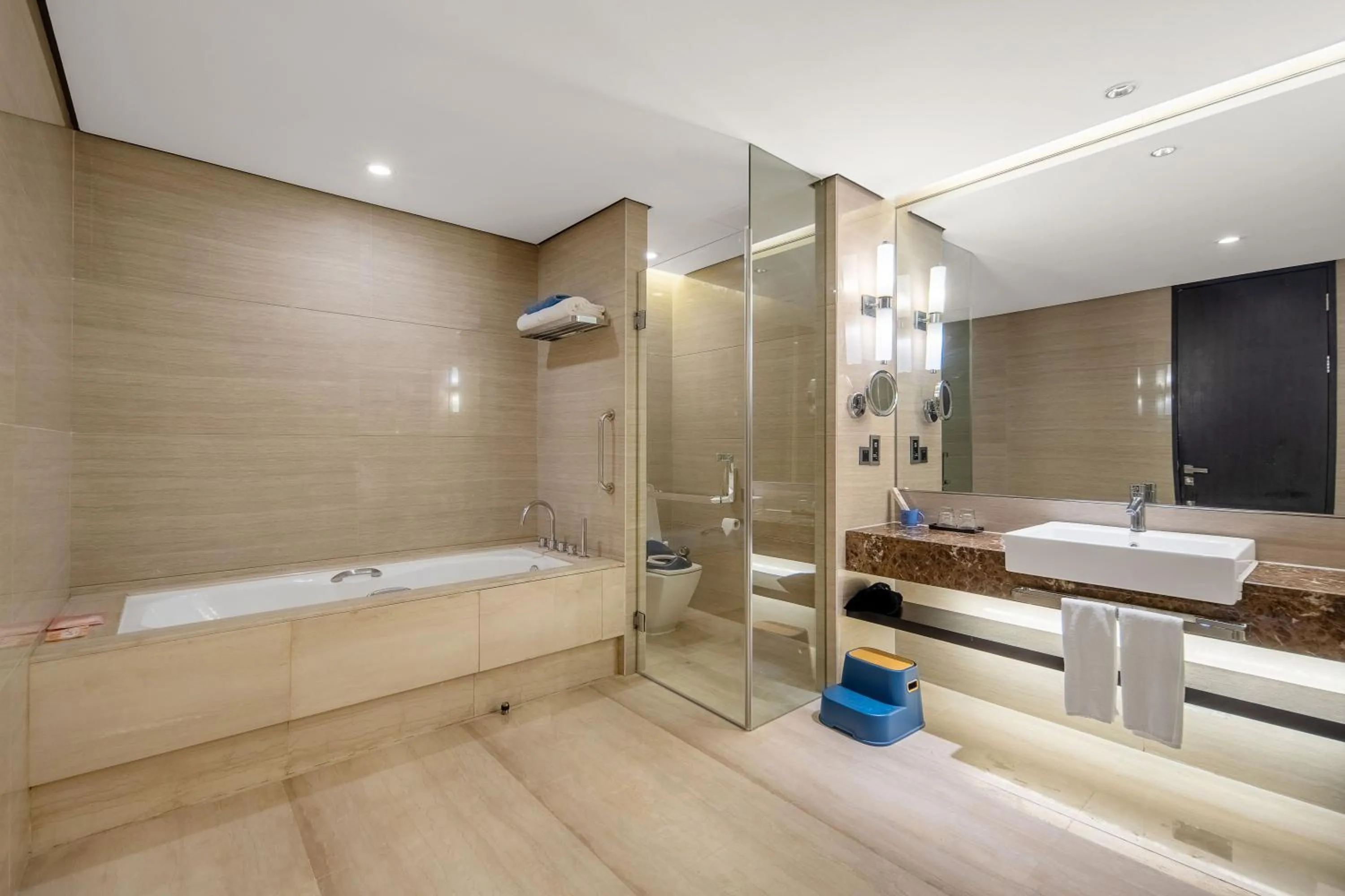 Bathroom in Holiday Inn Nantong Oasis International by IHG