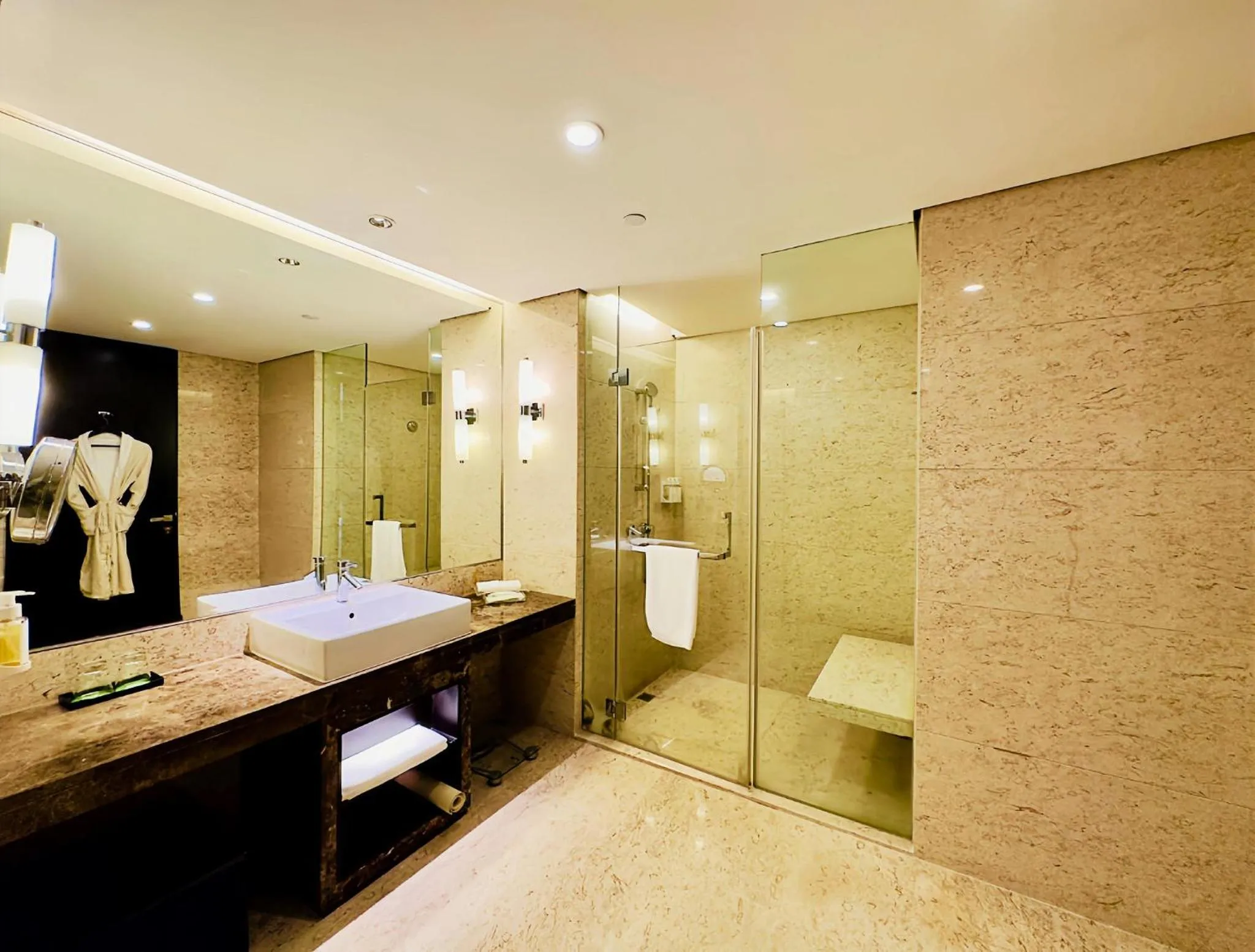 Bathroom in Holiday Inn Nantong Oasis International by IHG