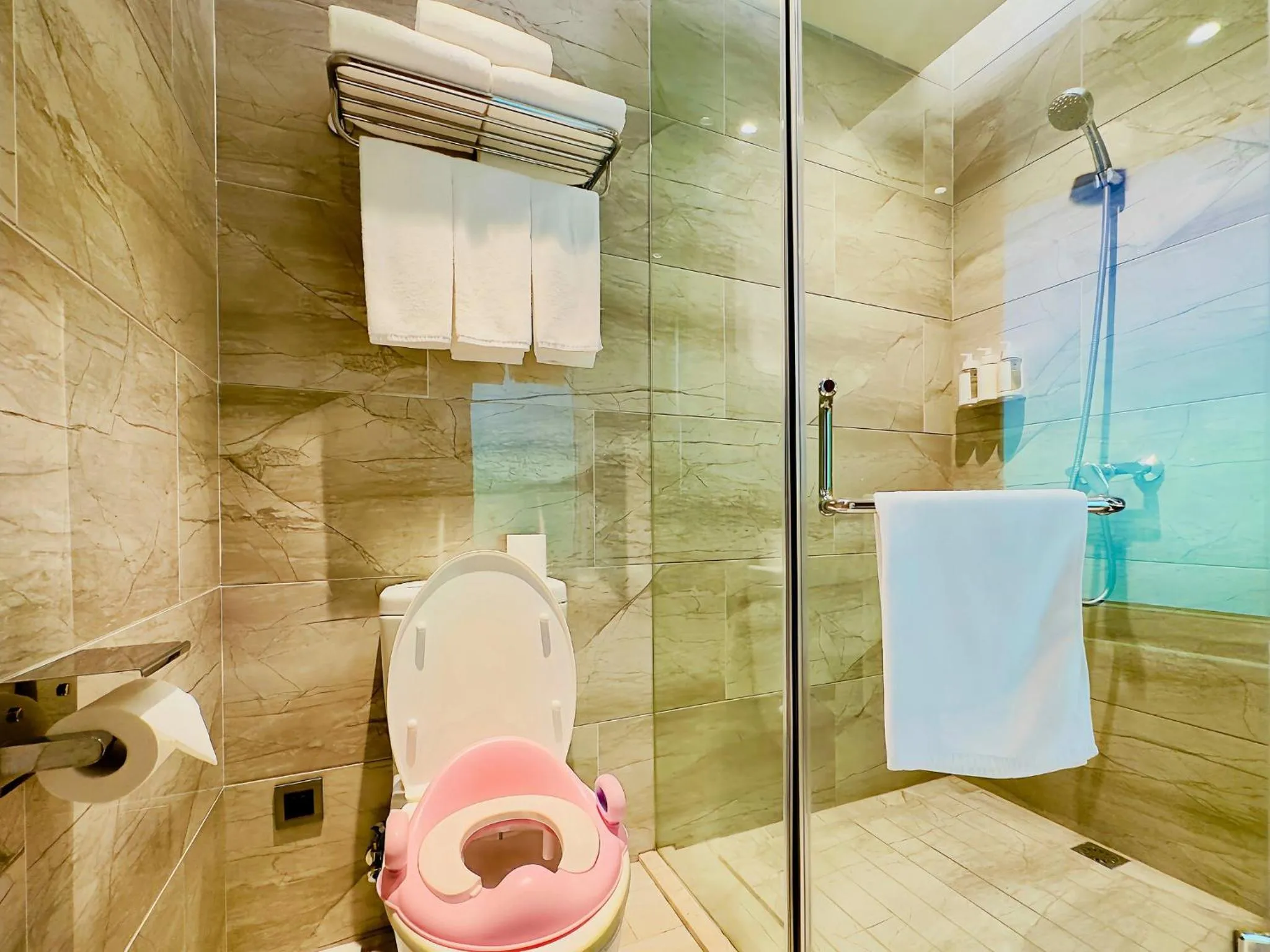 Bathroom in Holiday Inn Nantong Oasis International by IHG