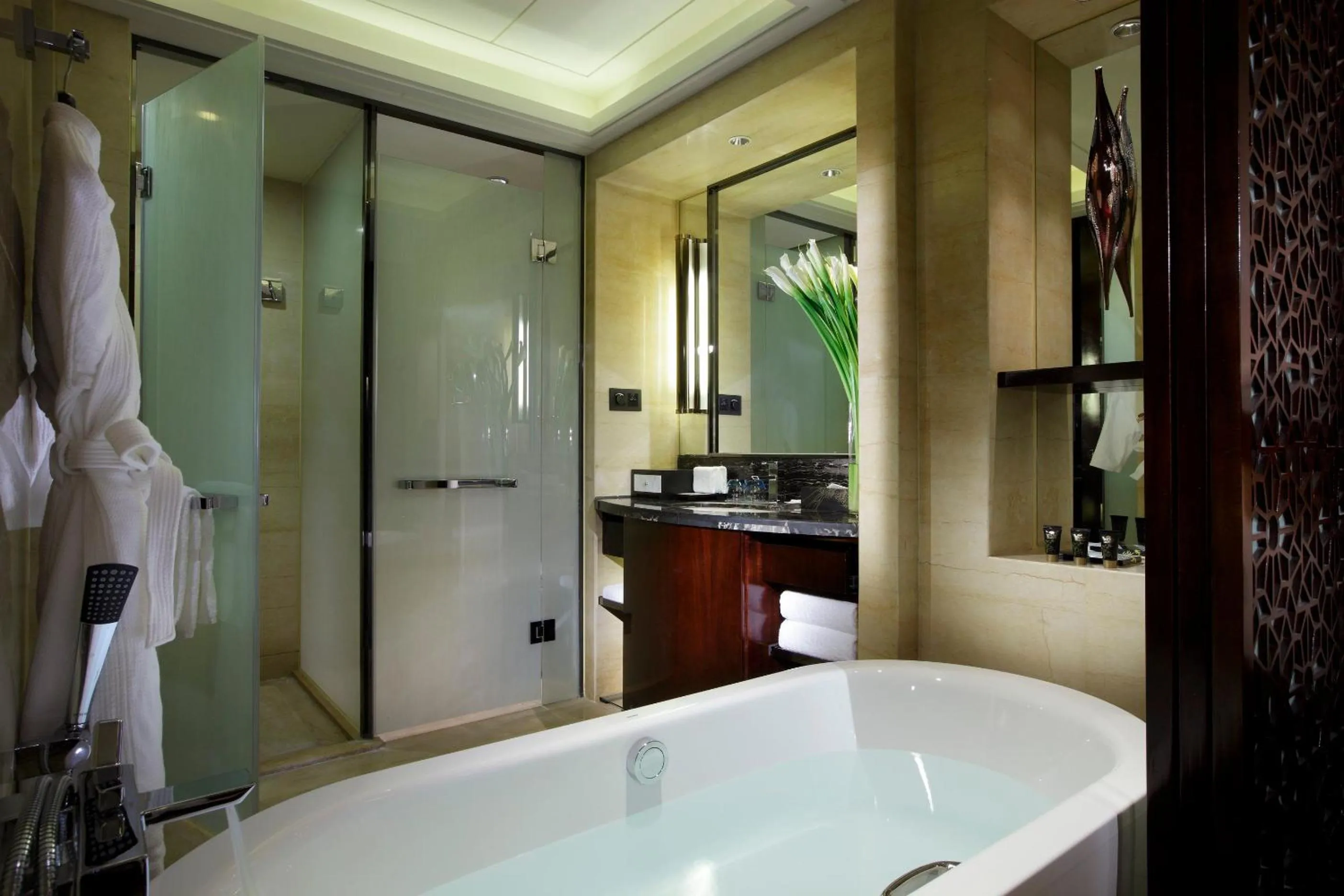 Bathroom in Crowne Plaza Chengdu Panda Garden by IHG