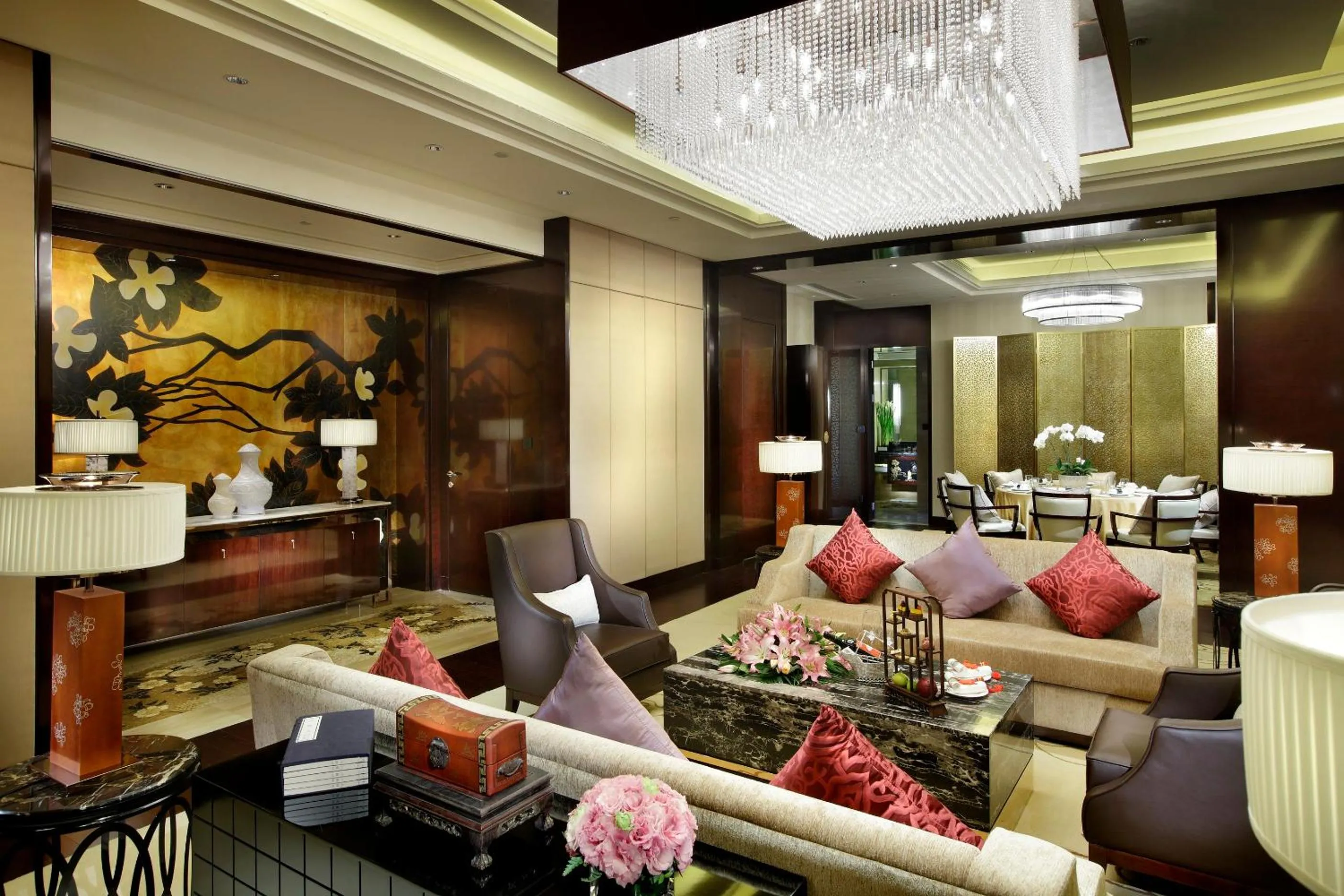 Photo of the whole room in Crowne Plaza Chengdu Panda Garden by IHG