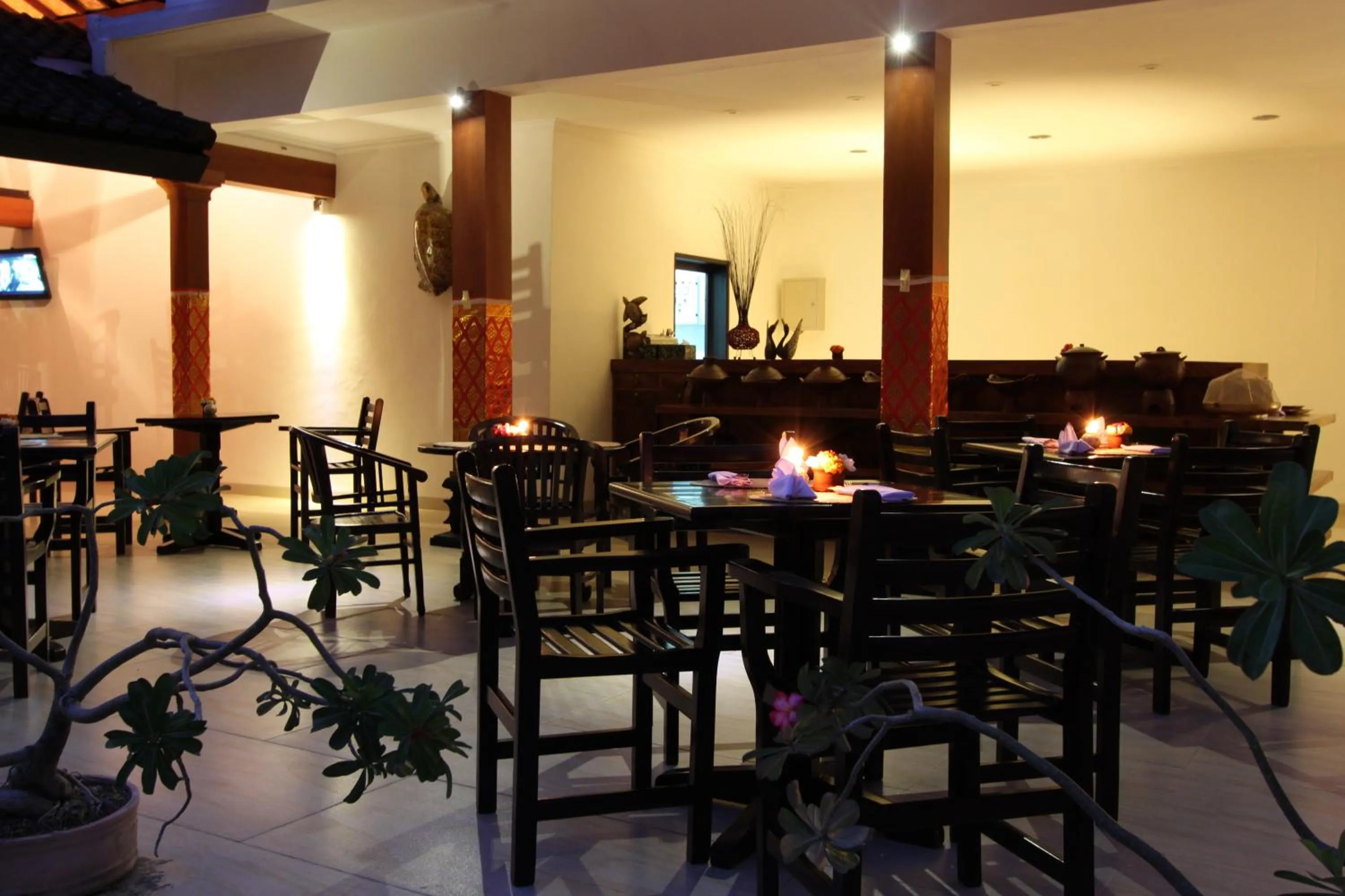 Restaurant/places to eat in Hotel Melamun