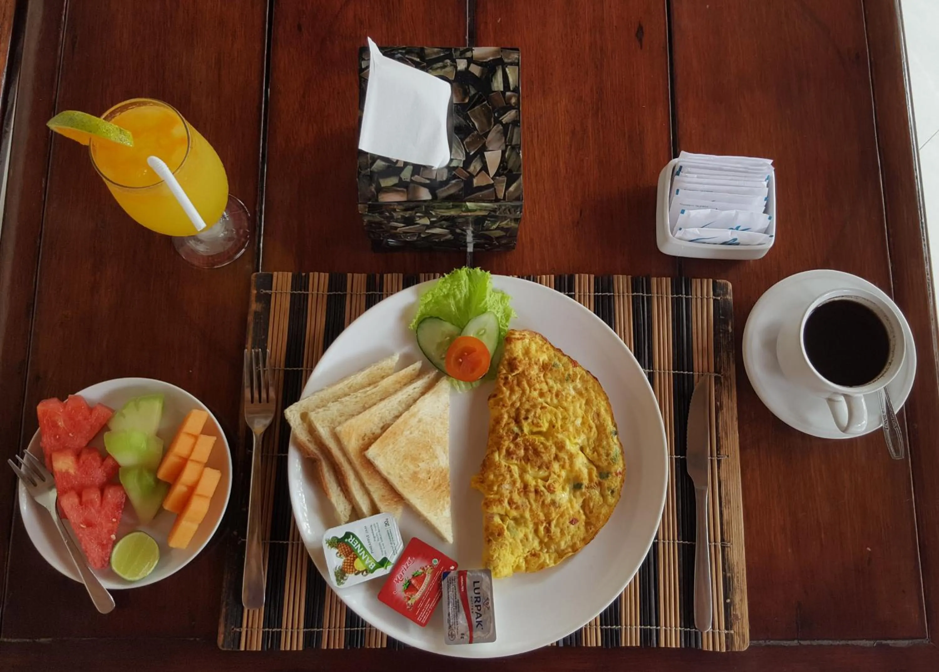 Breakfast in Hotel Melamun