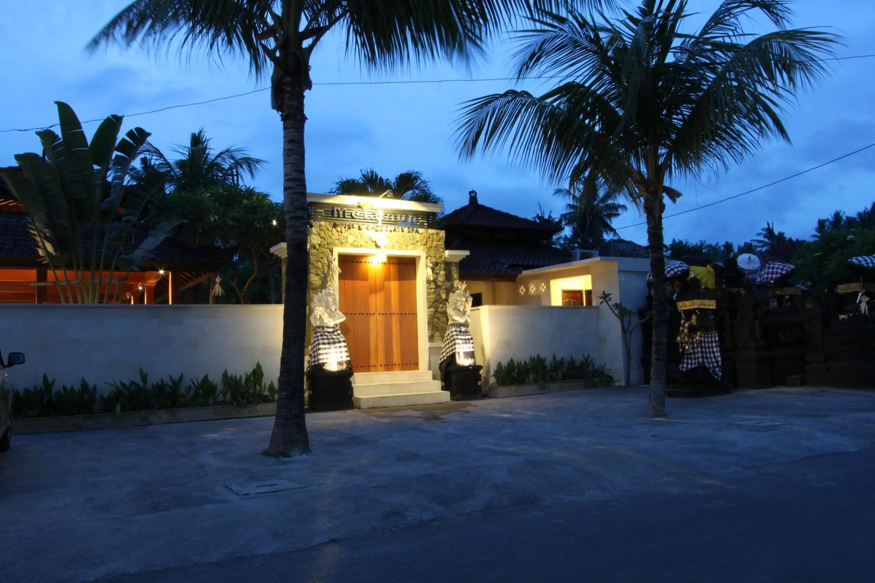 Facade/entrance in Hotel Melamun