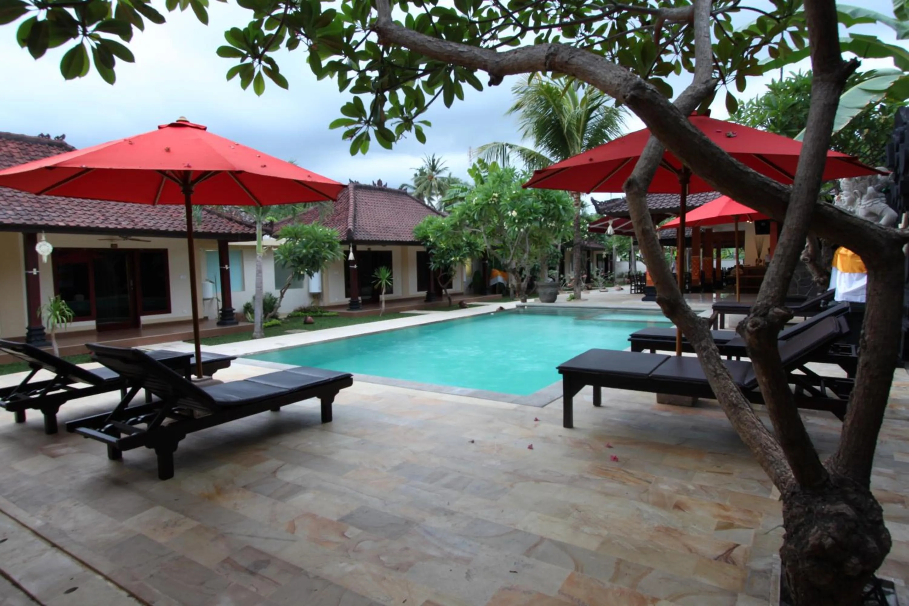 Swimming pool in Hotel Melamun