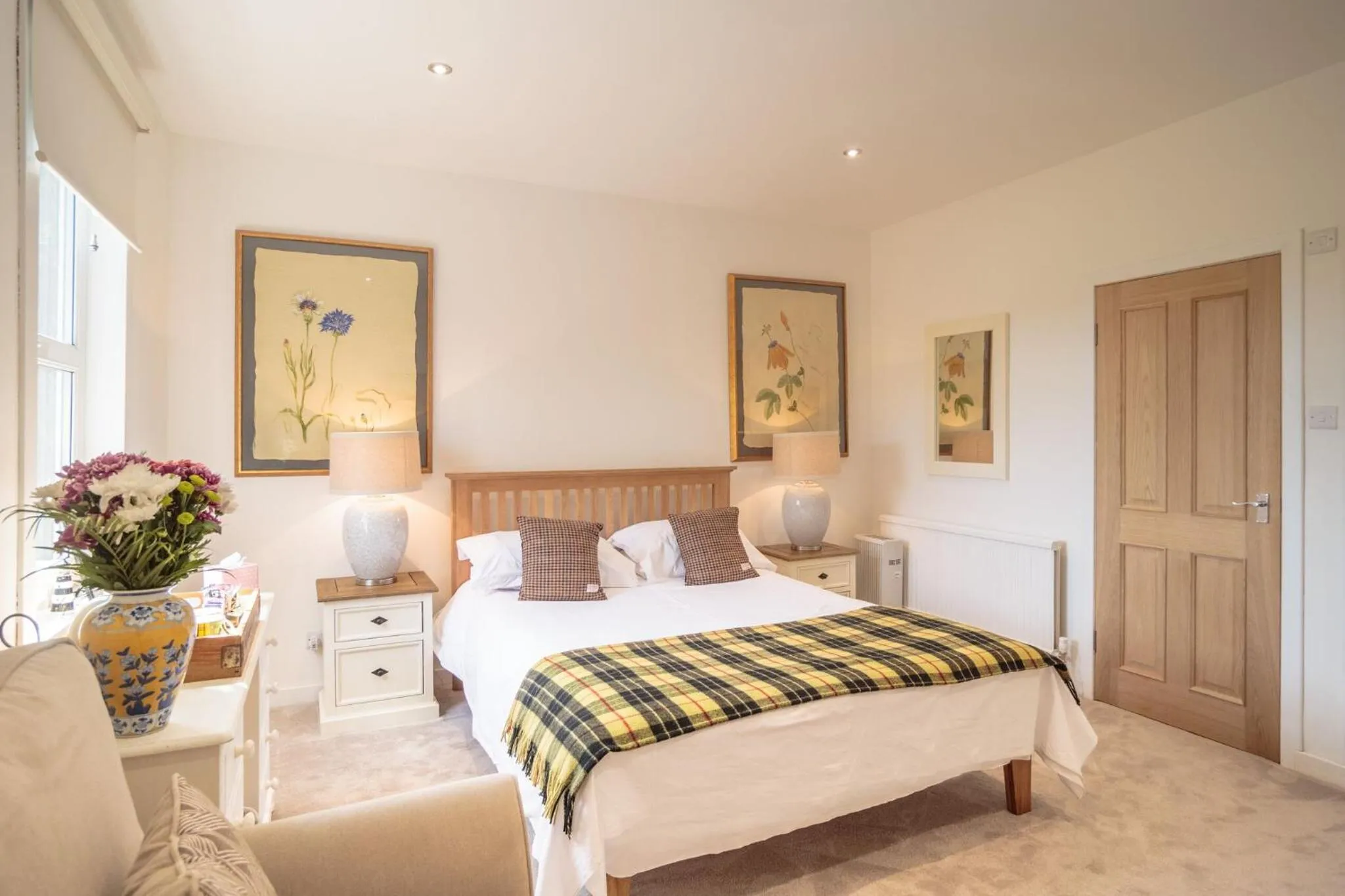 Photo of the whole room in Torrs Warren Country House Hotel