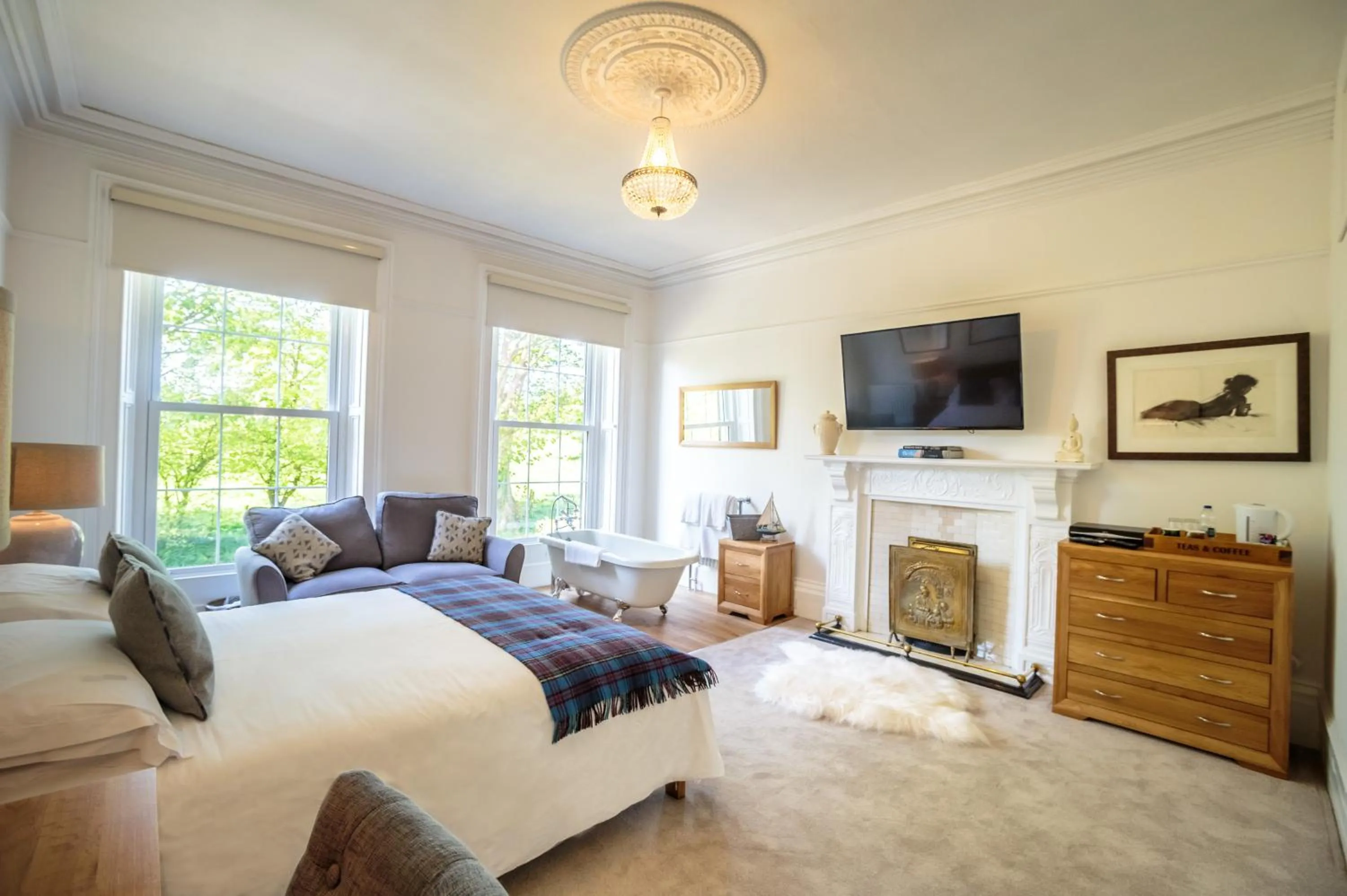 Photo of the whole room in Torrs Warren Country House Hotel