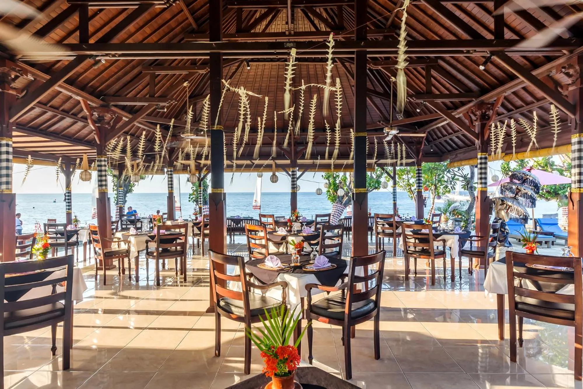 Dining area in Adi Assri Beach Resorts And Spa Pemuteran