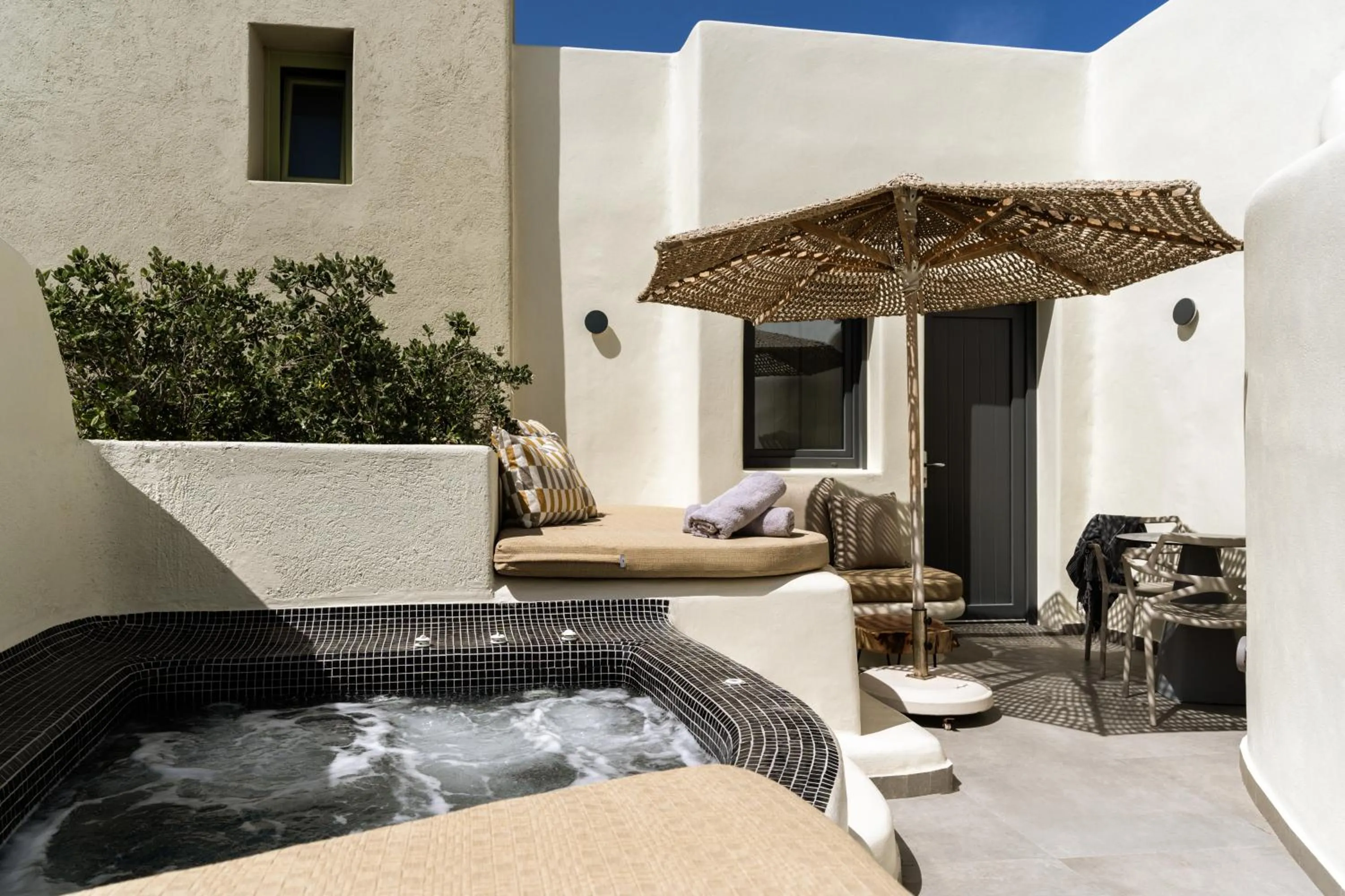 Hot Tub in Aeon Suites - Adults Only