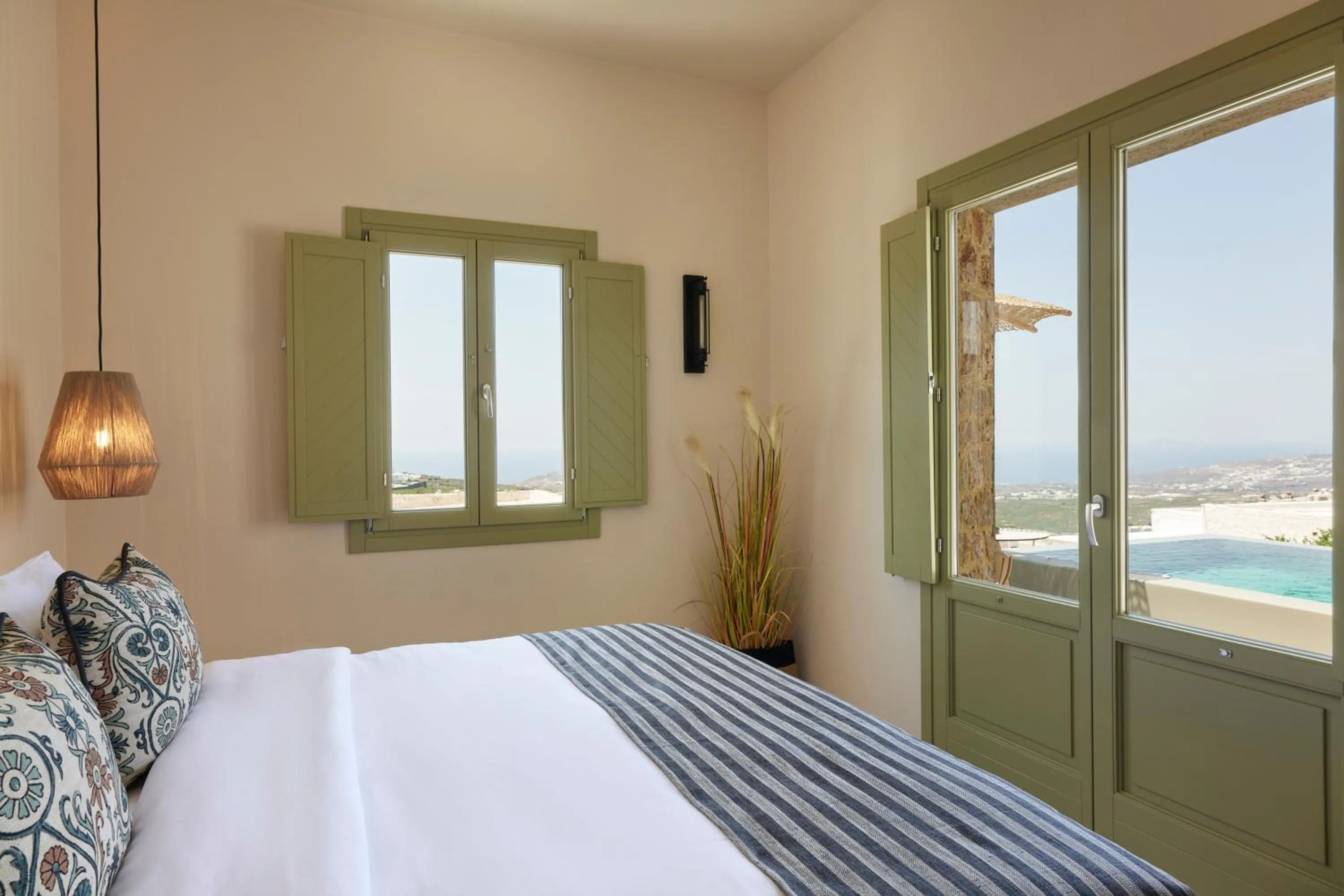 Bedroom, Bed in Aeon Suites - Adults Only