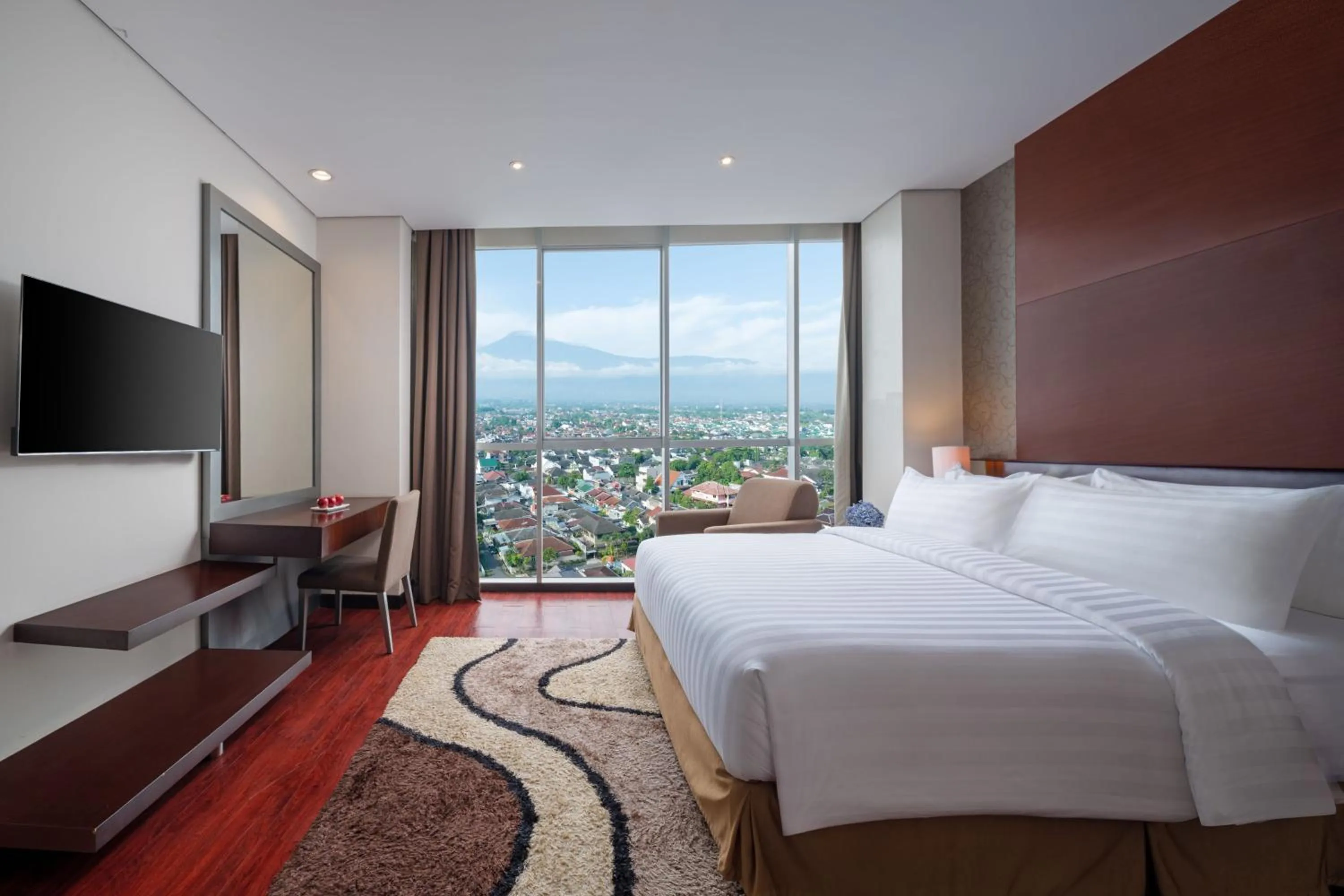 Bedroom, Bed in Aston Purwokerto Hotel & Conference Center