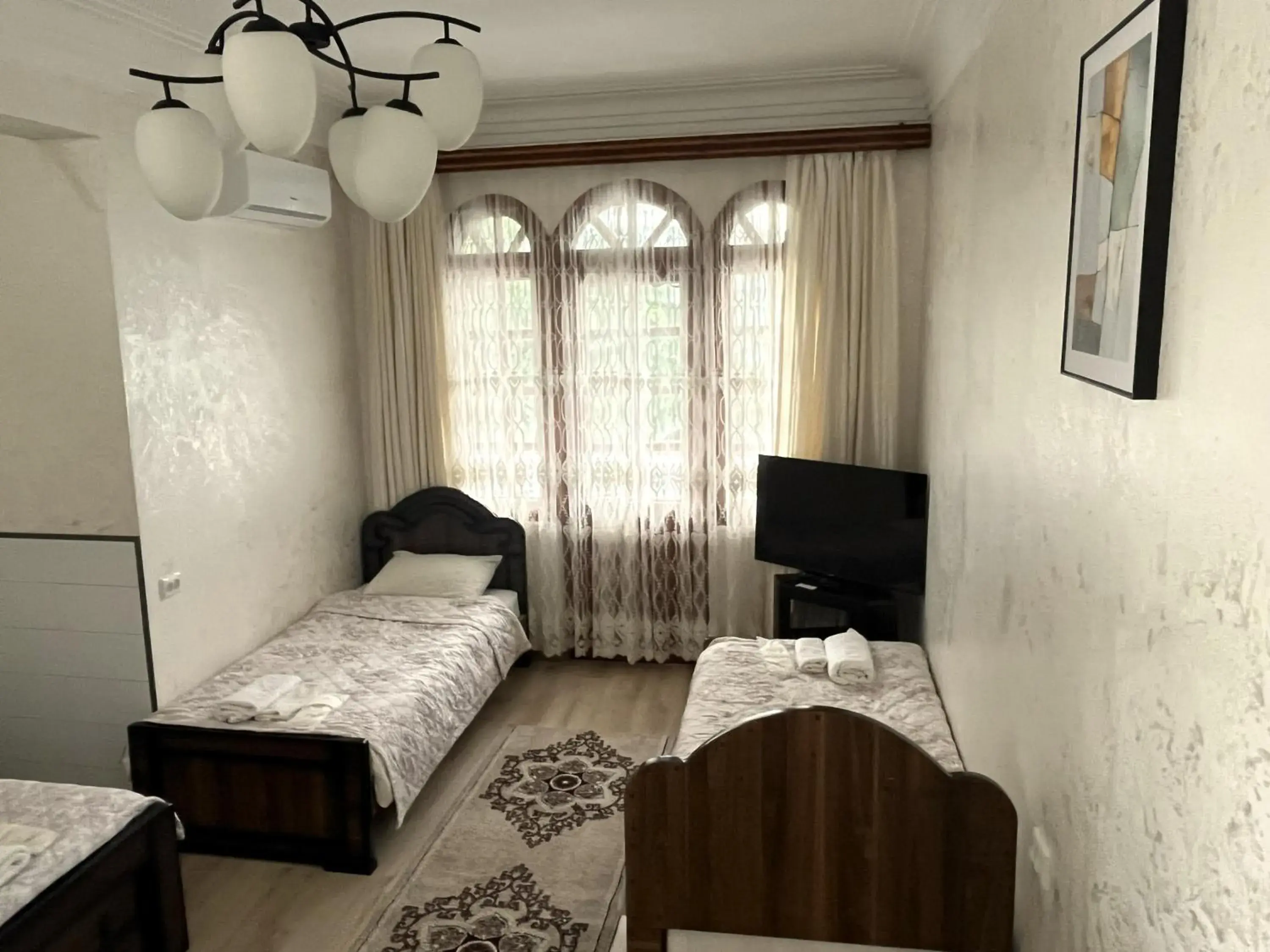 Comfort Quadruple Room in Sweet Home at Ninoshvili 3 Comfort Quadruple Room in Sweet Home at Ninoshvili 3