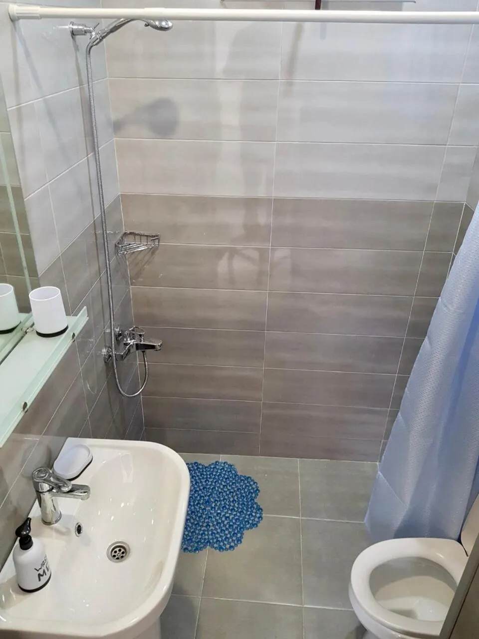 Shower in Sweet Home at Ninoshvili 3