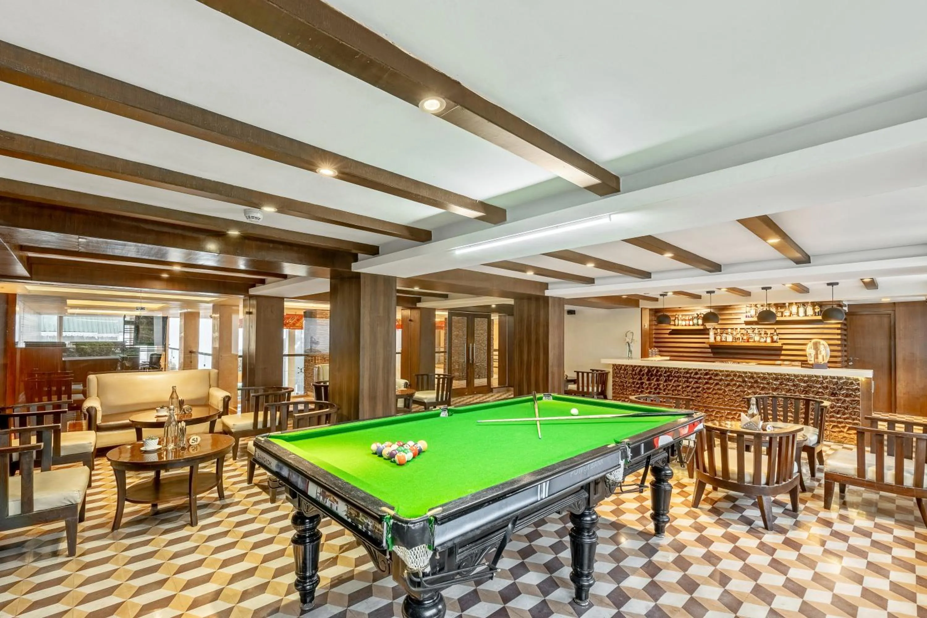 Billiard in Sterling Darjeeling