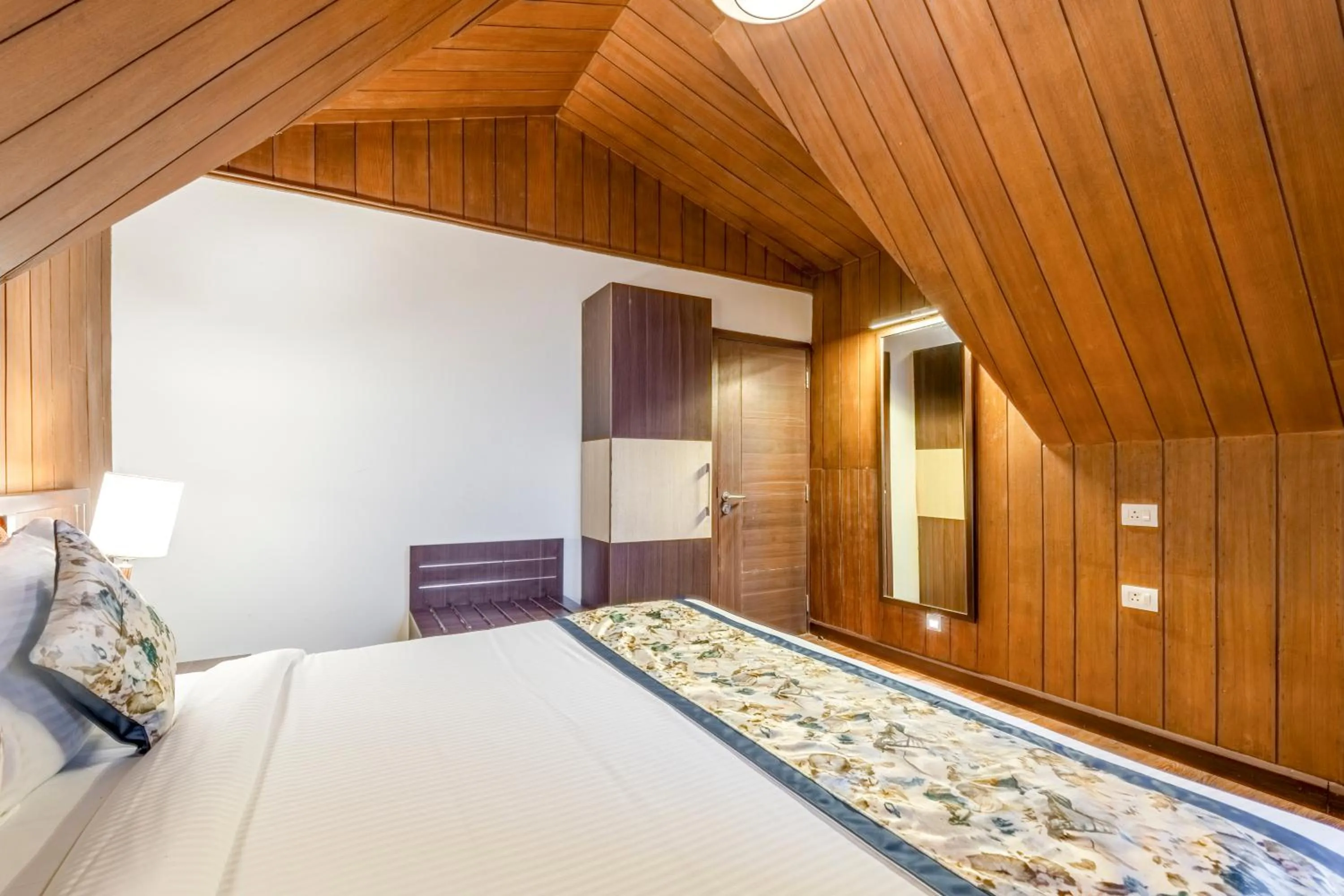 Bedroom, Bed in Sterling Darjeeling