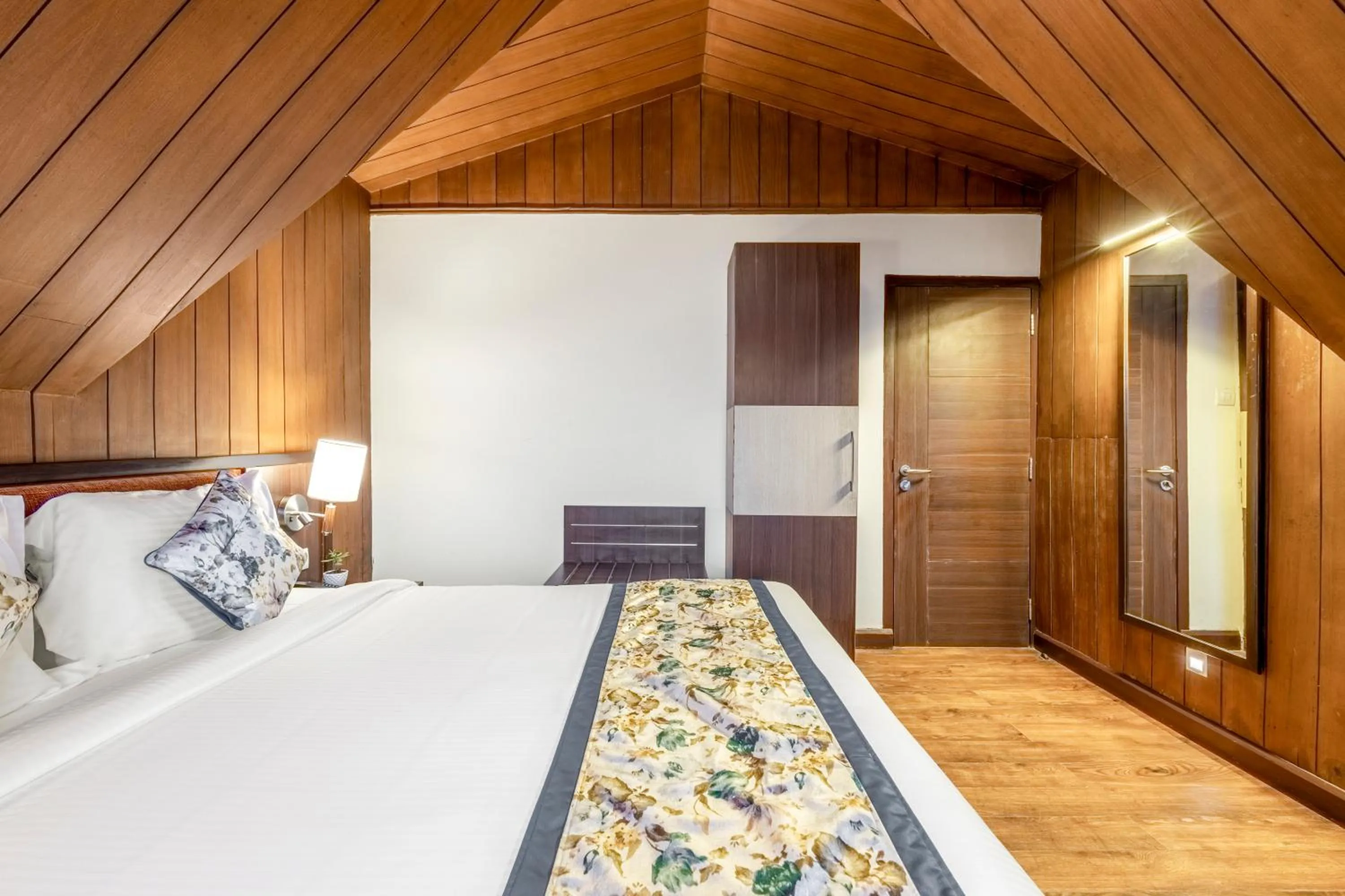 Bedroom, Bed in Sterling Darjeeling